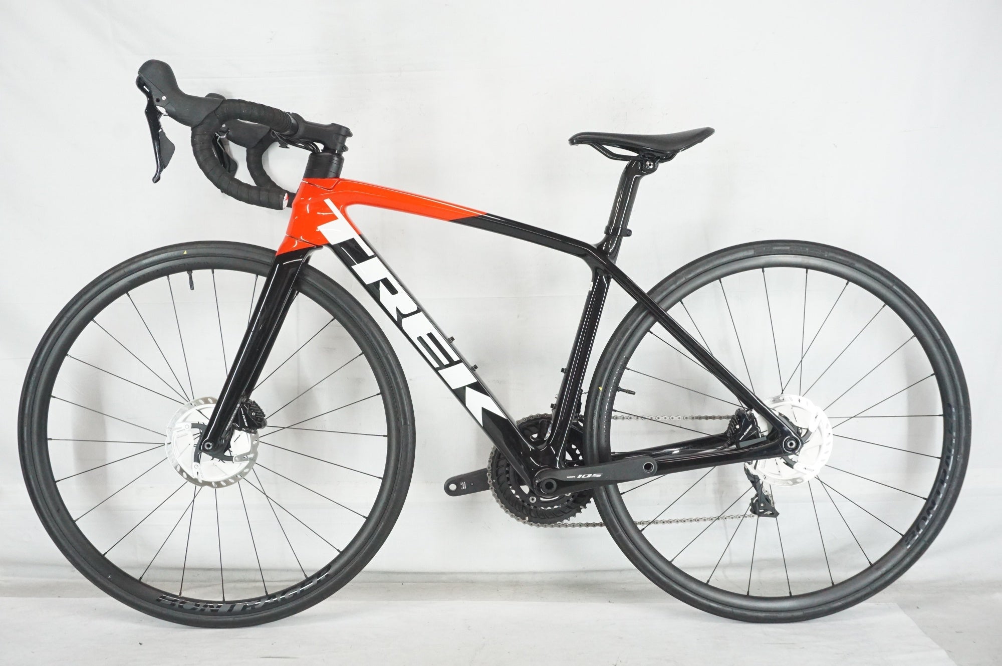 TREK 「トレック」 EMONDA SL5 DISC 2022年モデル ロードバイク / 阪急塚口店