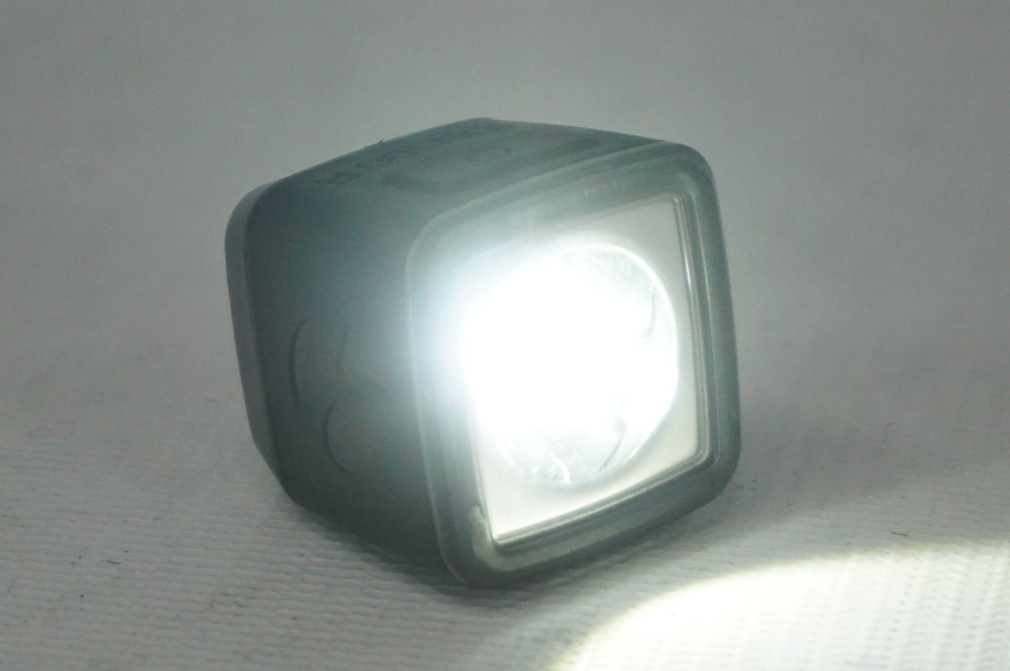 BONTRAGER 「ボントレガー」 ION 100 R フロント & FLARE R CITY リア ライトセット / 阪急塚口店