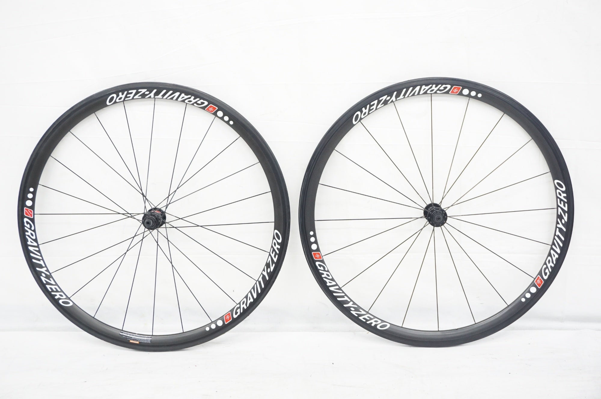 AX LIGHTNESS 「エーエックスライトネス」 GRAVITY-ZERO 38 TU シマノ10速 ホイールセット / 阪急塚口店