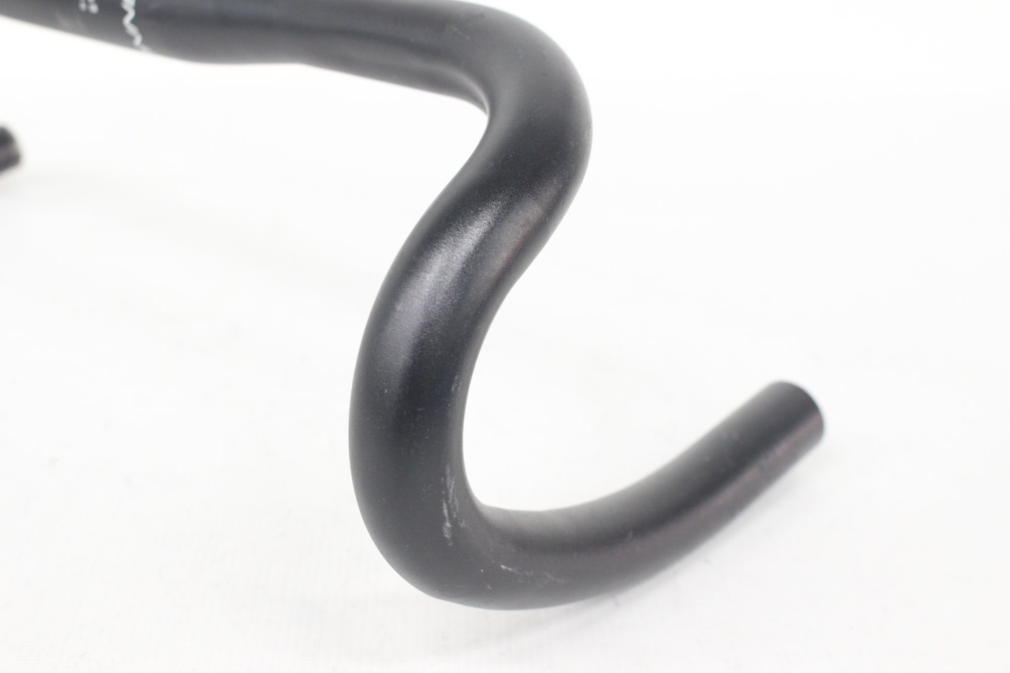 GIANT 「ジャイアント」 CONNECT φ31.8 420mm ハンドル / 阪急塚口店