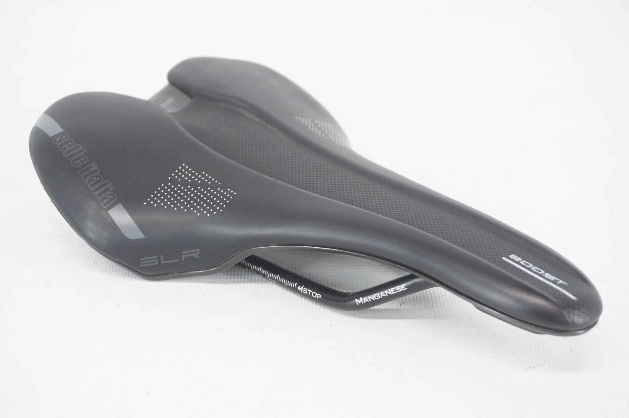 SELLE ITALIA 「セライタリア」 SLR BOOST TM MN サドル / 阪急塚口店