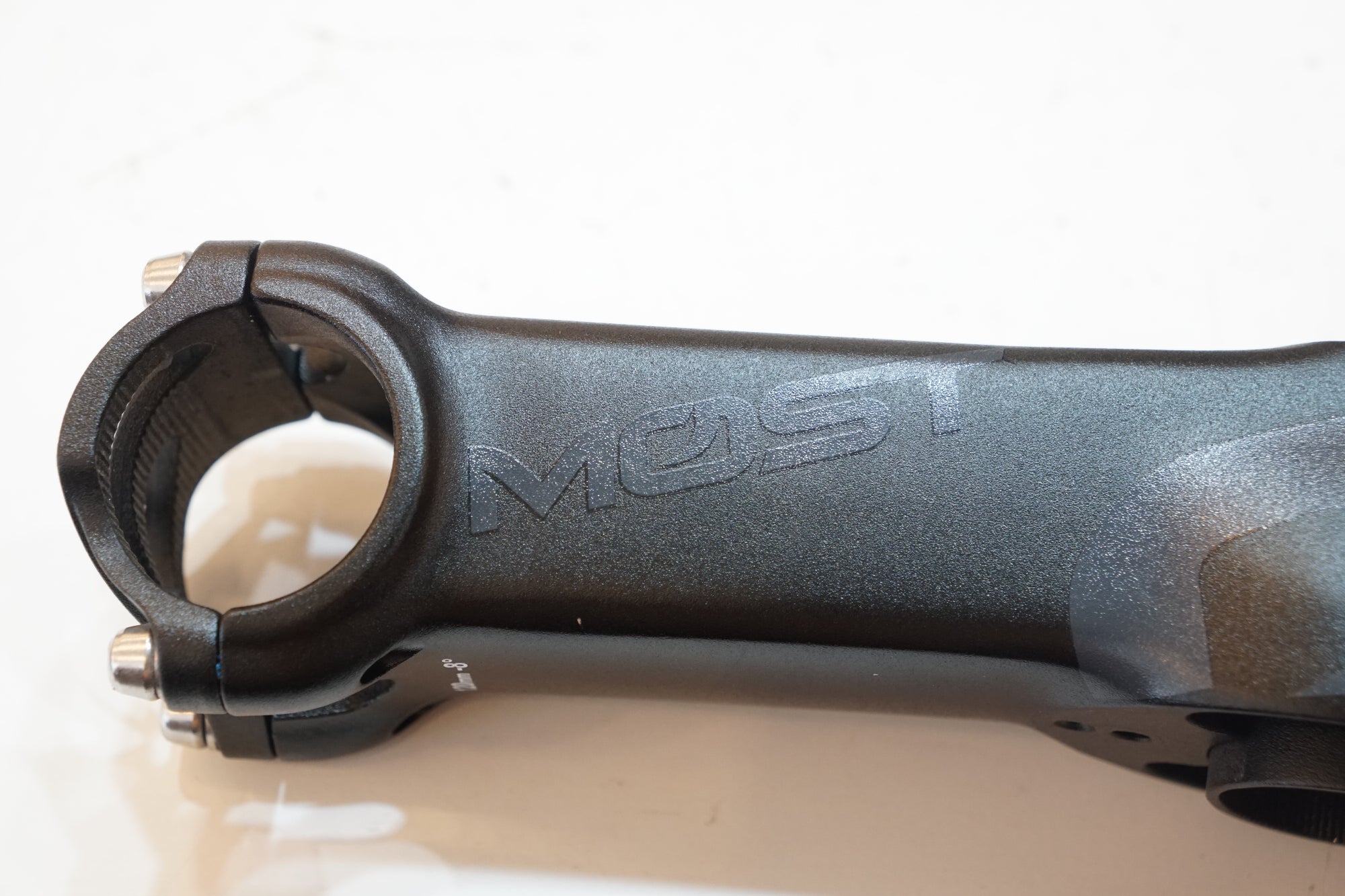 MOST 「モスト」 TIGER ALU TICR φ31.8 120mm -8° ステム / バイチャリ浦和ベース