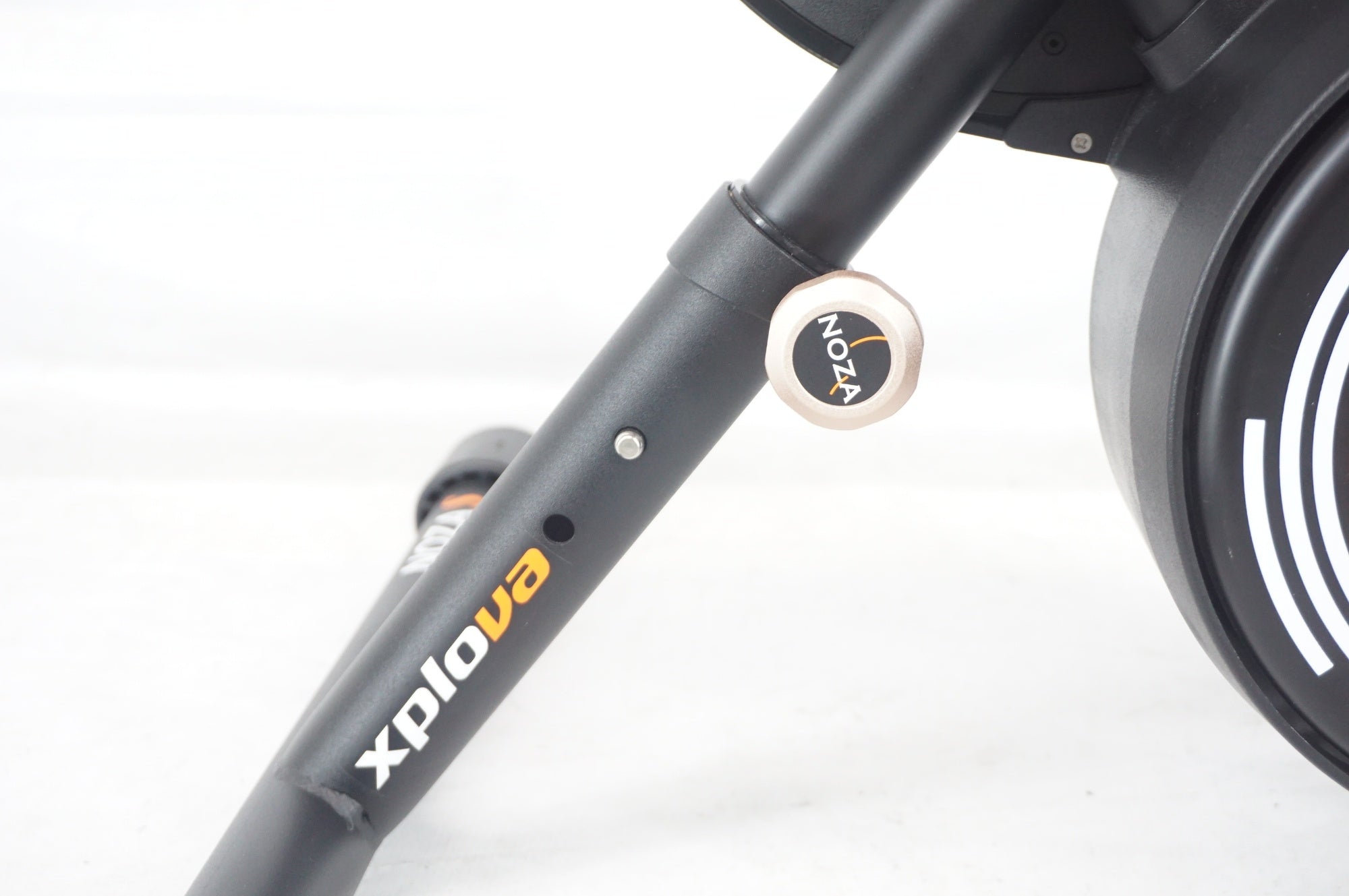 XPLOVA 「エクスプローバ」 NOZA S スマートトレーナー / 阪急塚口店