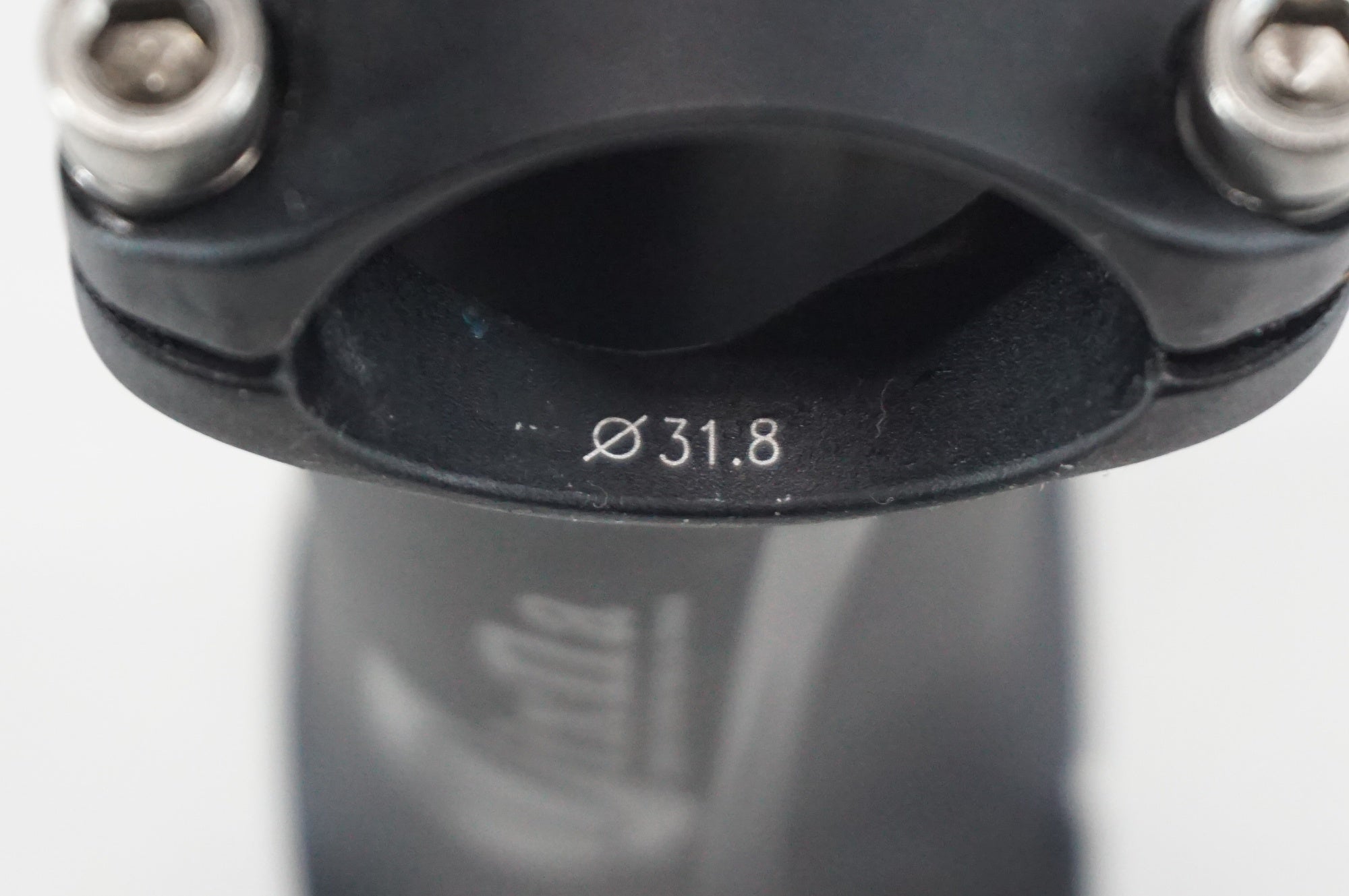 DIXNA 「ディズナ」 V-シェイプ φ31.8 120mm 84° ステム / 阪急塚口店