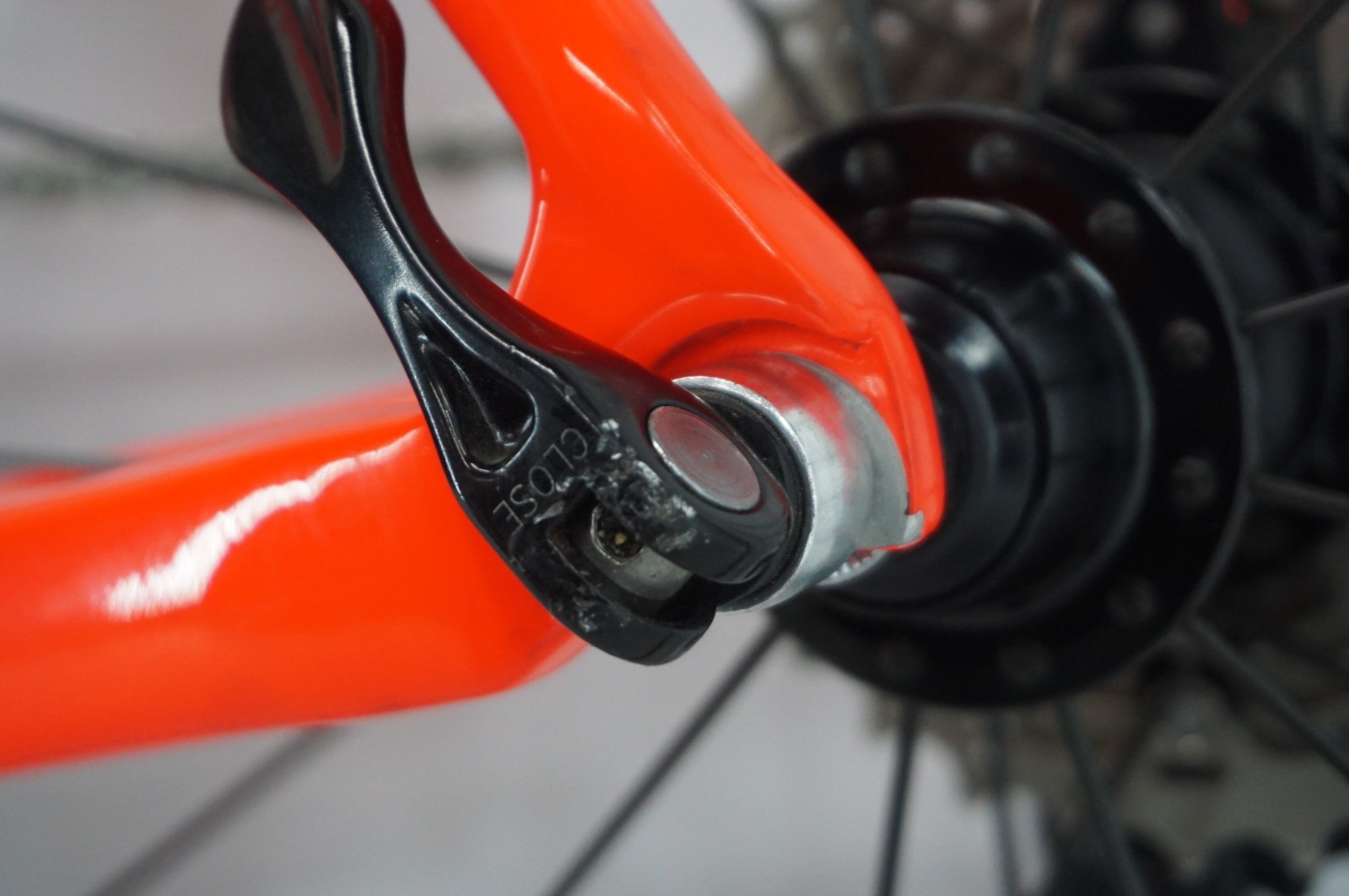 SPECIALIZED 「スペシャライズド」 TARMAC MEN SPORT 2018年モデル ロードバイク / 阪急塚口店