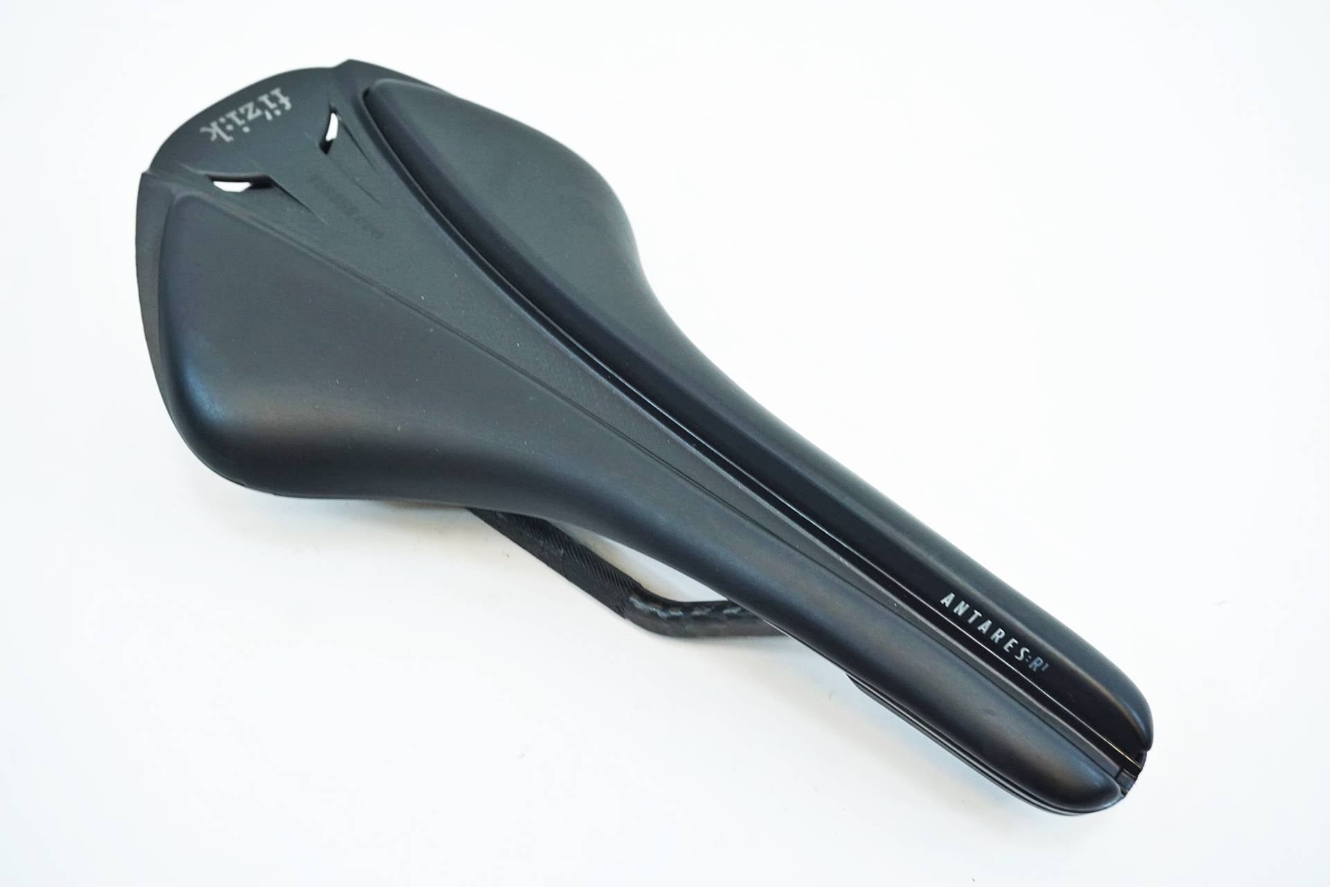 FIZIK 「フィジーク」 ARIONE R1 VERSUS EVO カーボンレール