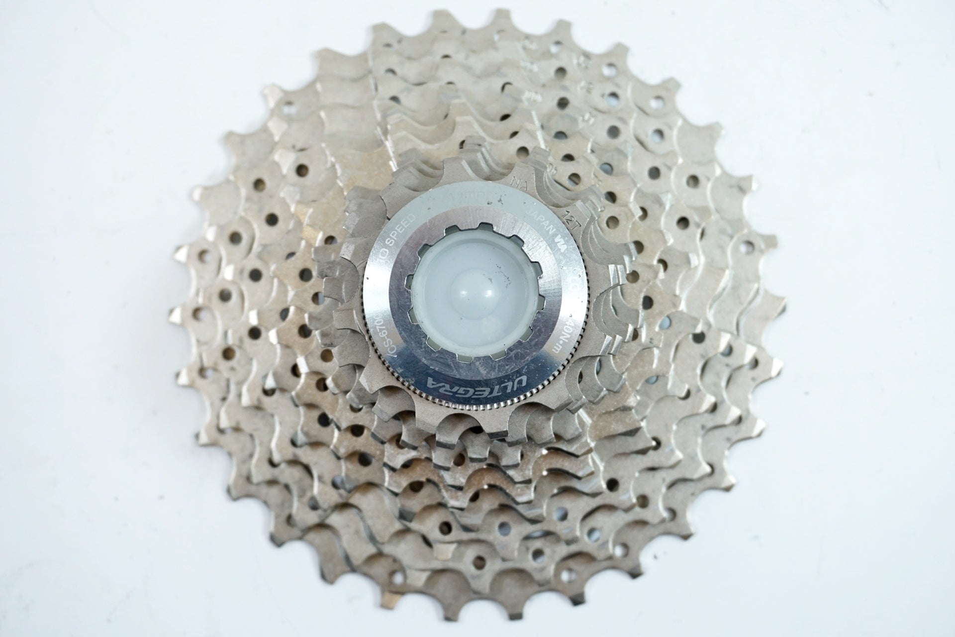 SHIMANO 「シマノ」 ULTEGRA CS-6700 12-30T スプロケット / 有明