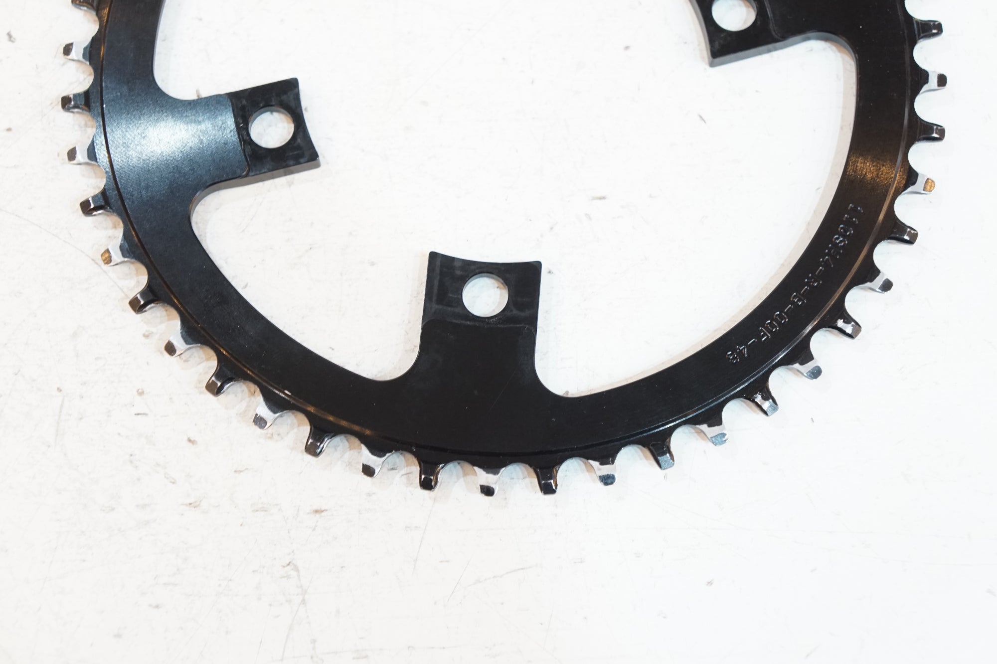 WOLF TOOTH 「ウルフ トゥース」 48T アウター チェーンリング / バイチャリ浦和ベース