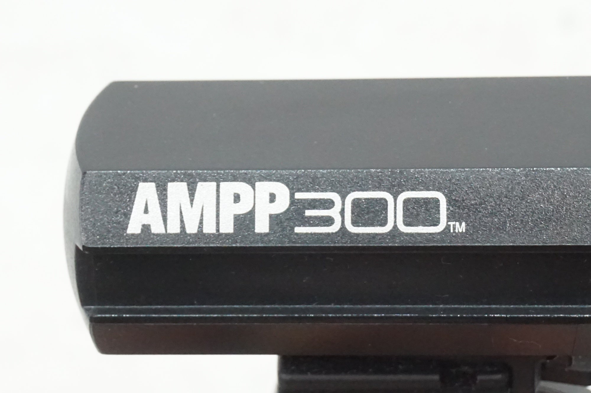 CATEYE 「キャットアイ」 AMPP300 フロントライト / 大宮店