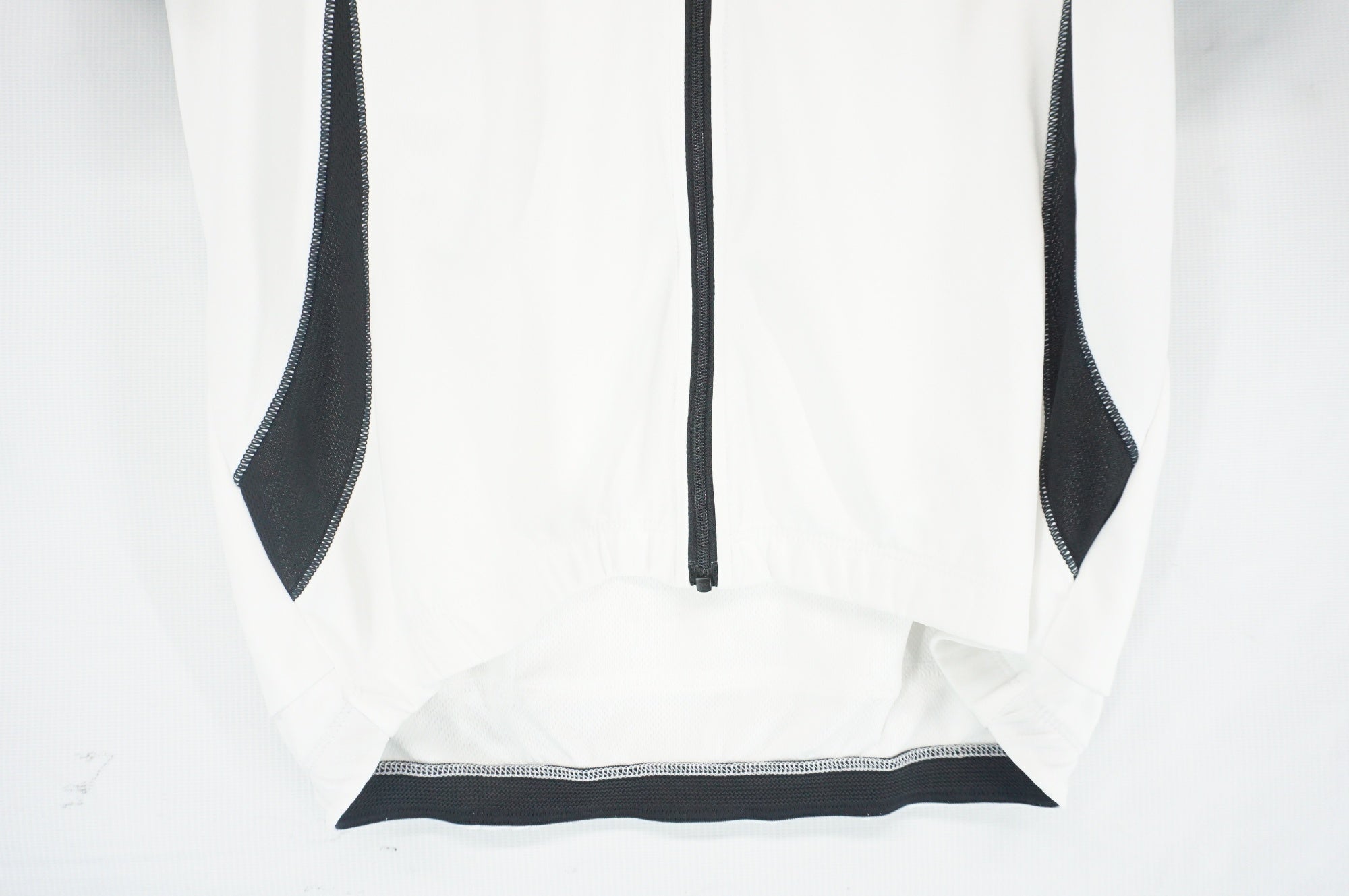 TIGORA 「ティゴラ」 Lサイズ サイクルジャージ / 阪急塚口店