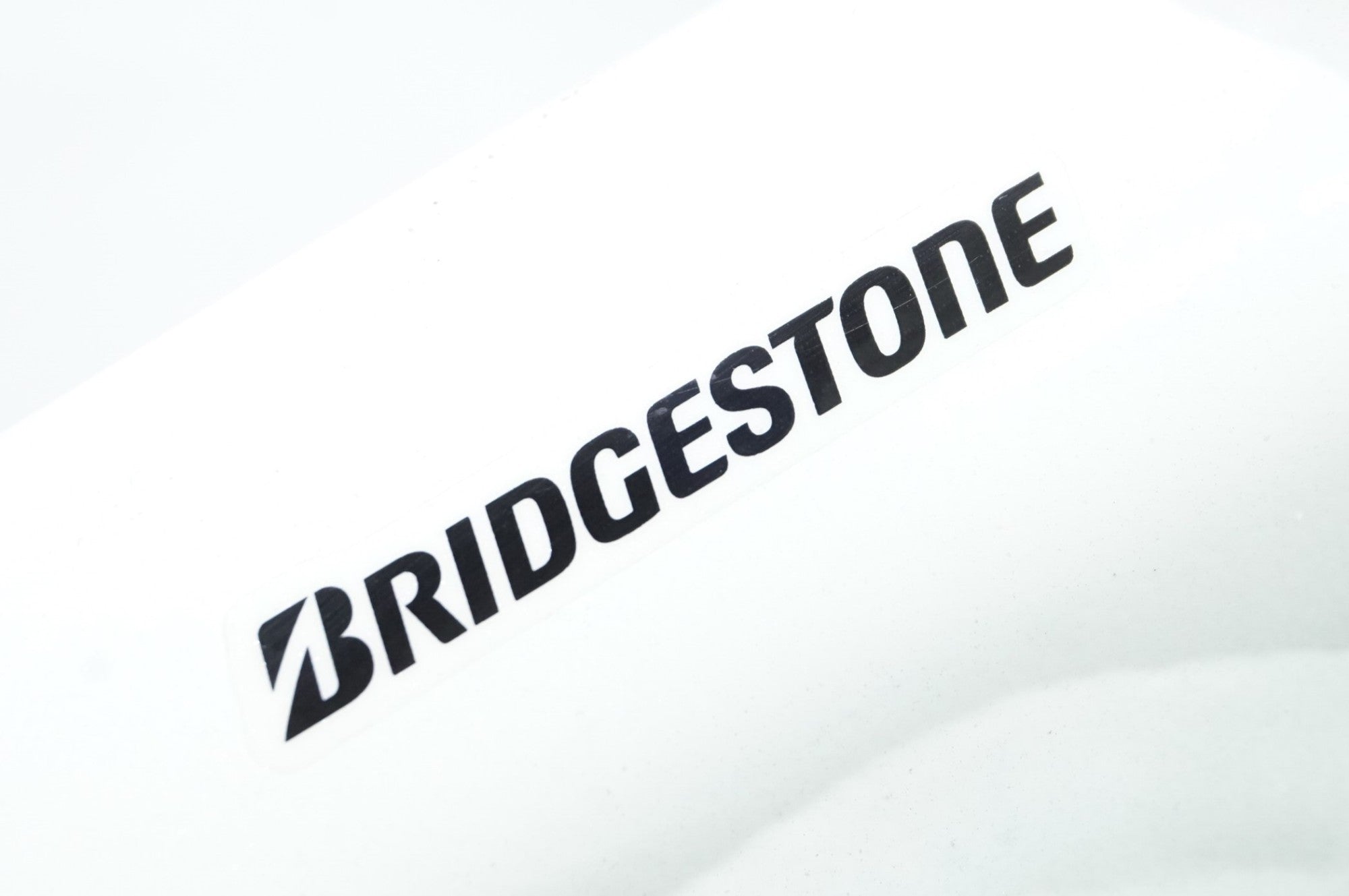 BRIDGESTONE 「ブリヂストン」 LEVENA 18 2020年モデル 18インチ キッズバイク / 中目黒店