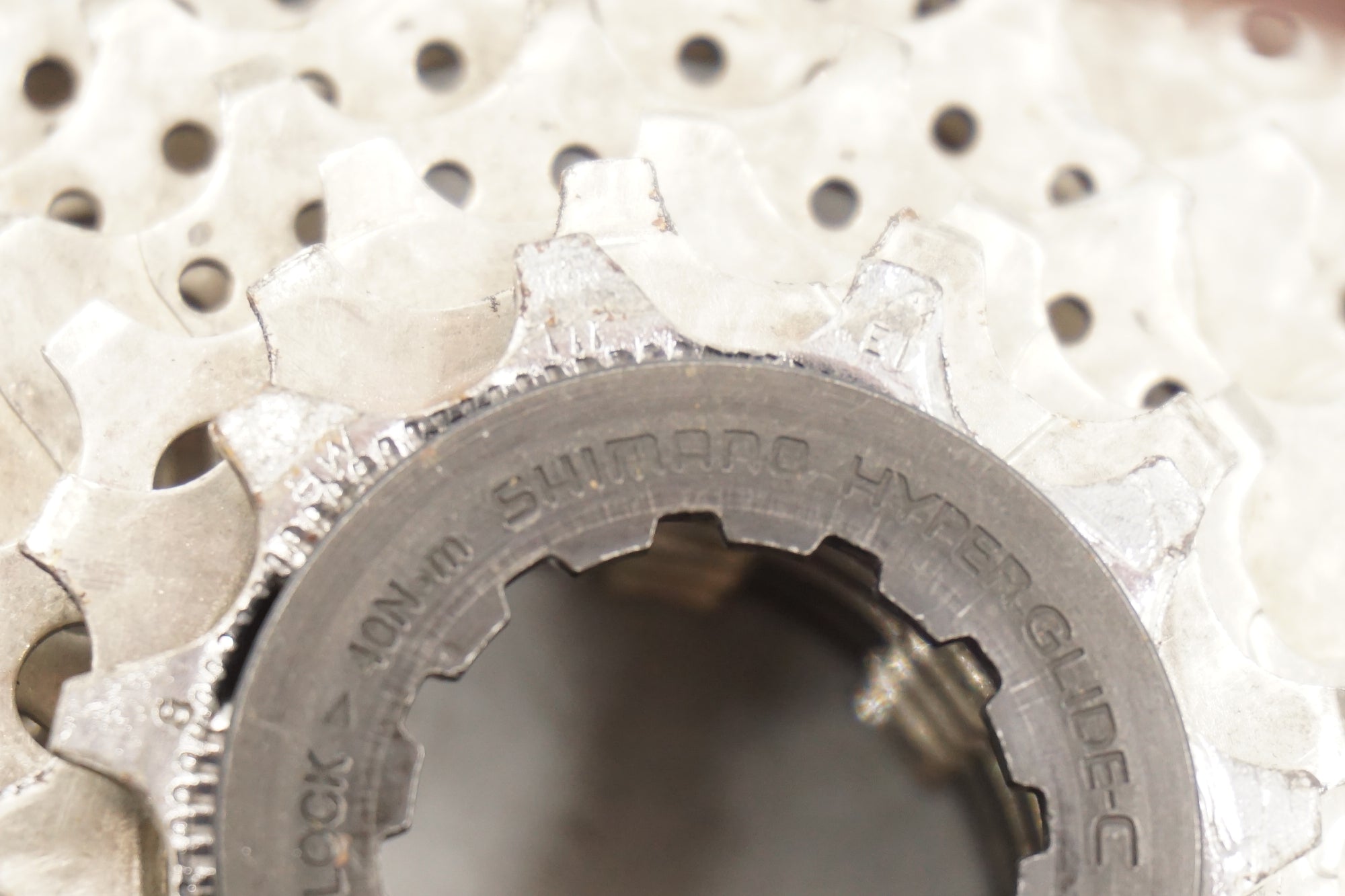 SHIMANO 「シマノ」 CS-HG40 11-32T スプロケット / 奈良店