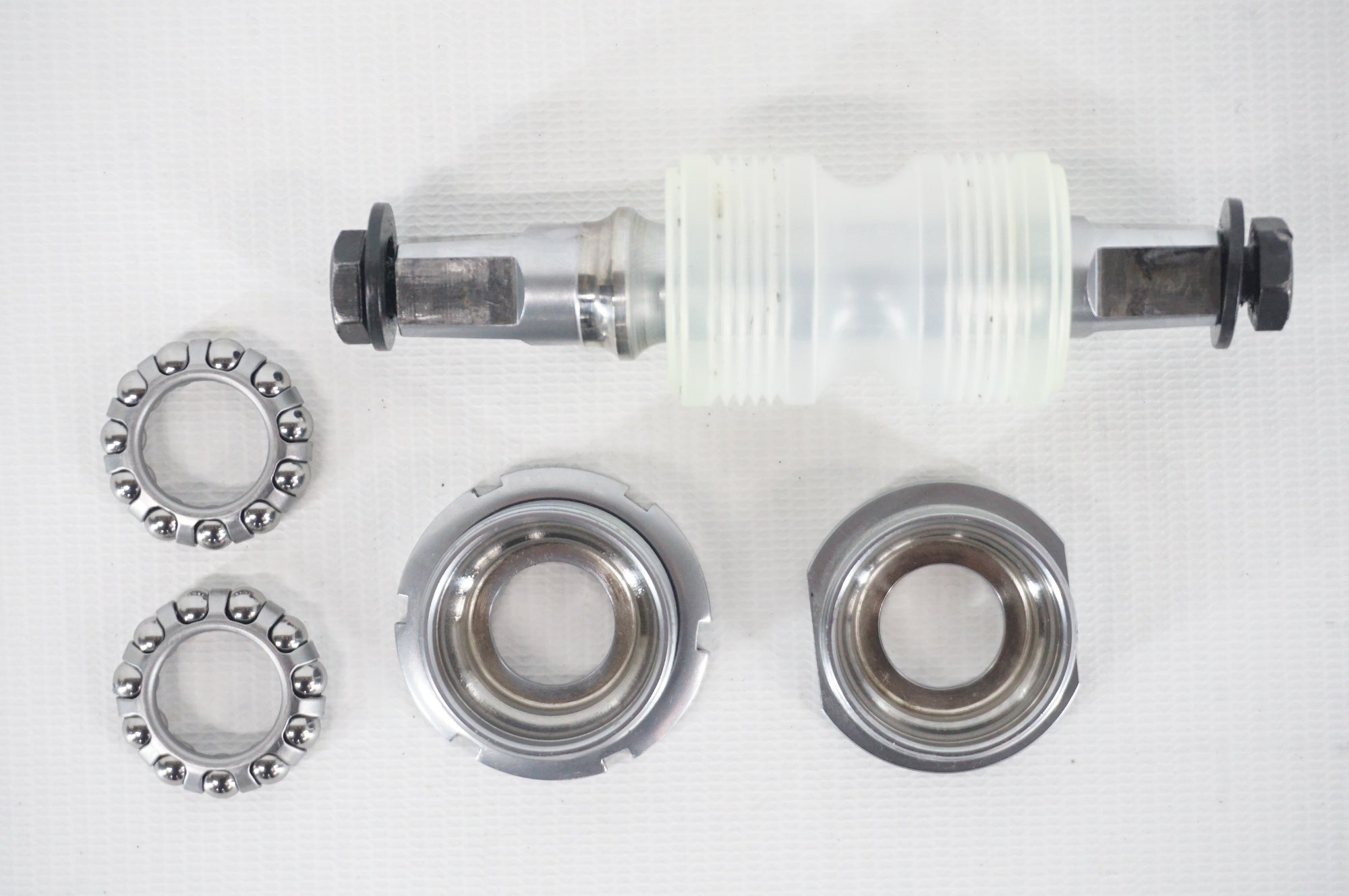 HATTA 「ハッタ」 R9400 NJS 110mm ボトムブラケット / 阪急塚口店