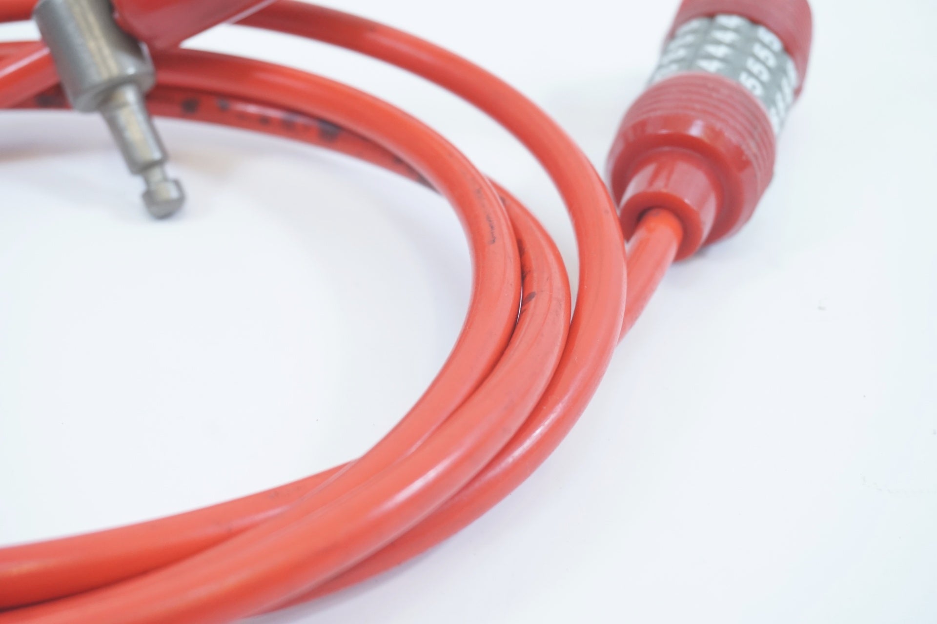 ADEPT 「アデプト」 ワイヤーロック / 有明ガーデン店