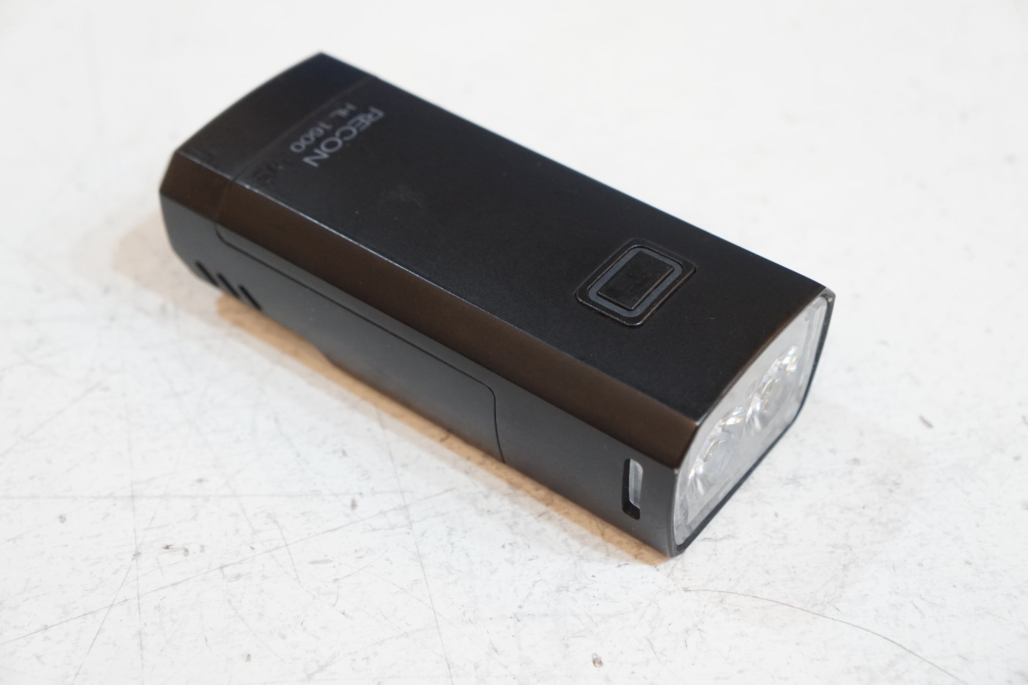 RECON 「リーコン」 HL 1600 フロントライト / バイチャリ浦和ベース