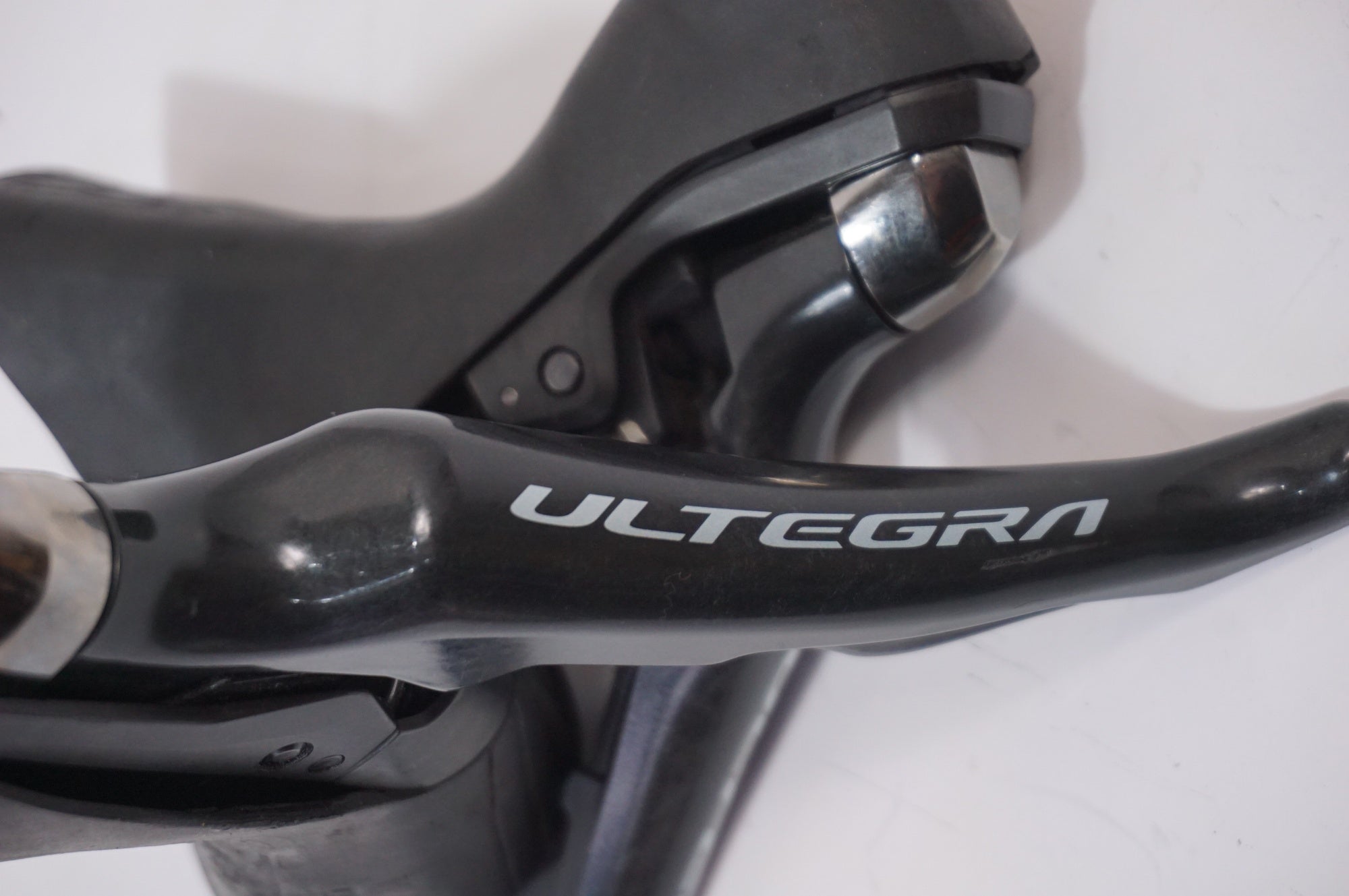 SHIMANO 「シマノ」 ULTEGRA ST-R8020 デュアルコントロールレバー / 世田谷店