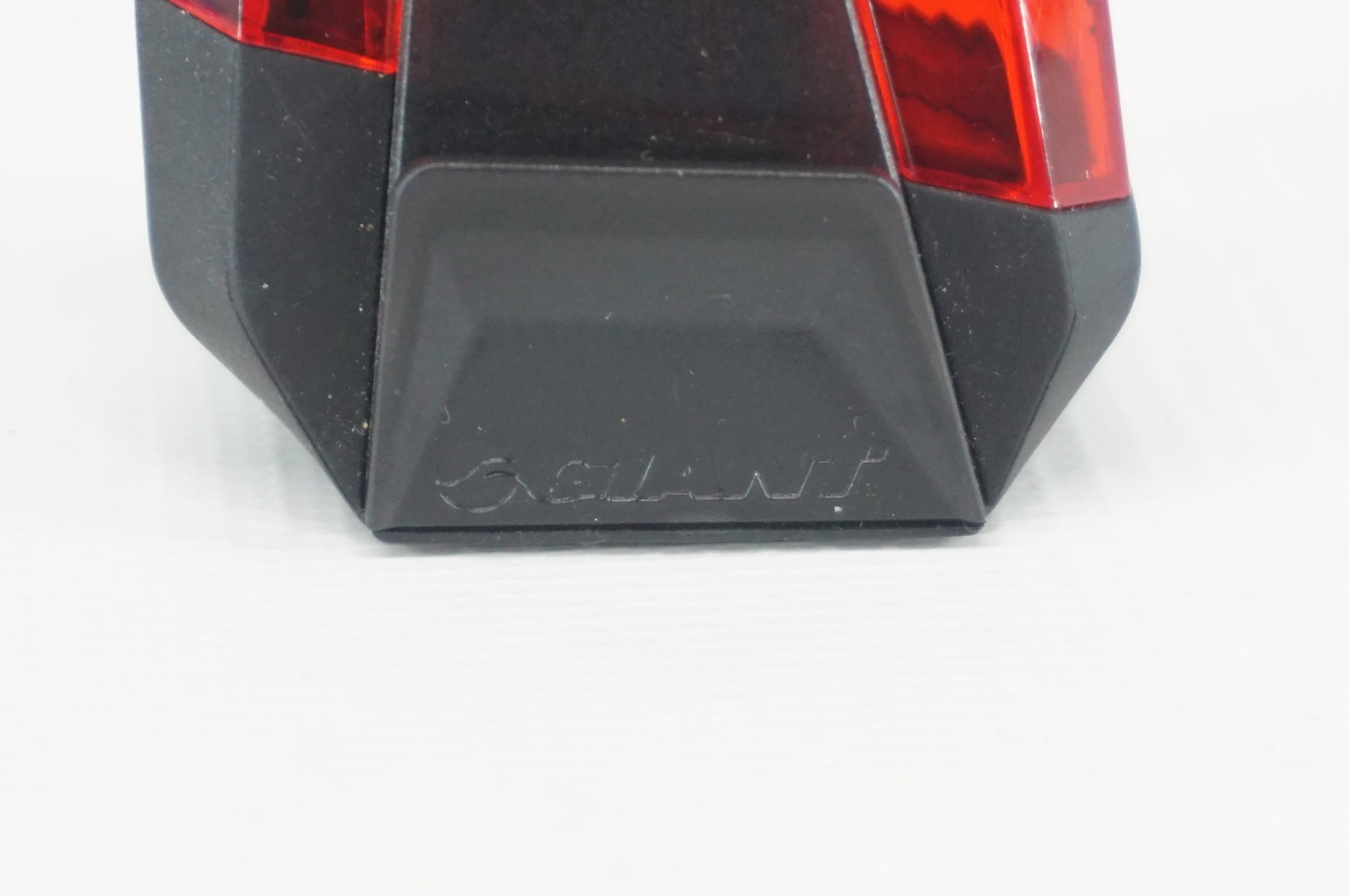 GIANT 「ジャイアント」 テールライト / 阪急塚口店