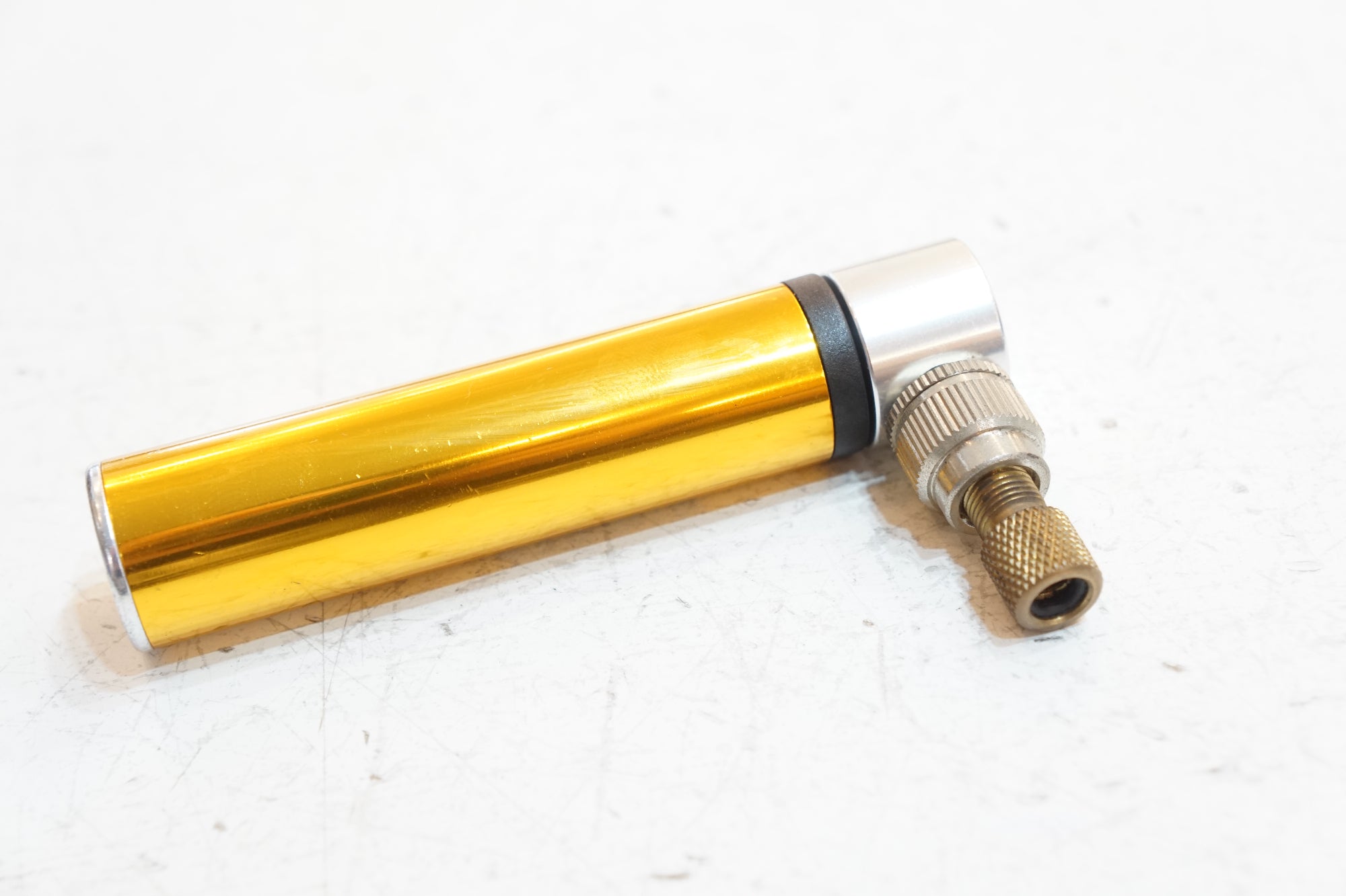 AIRBONE 「エアー ボーン」 携帯ポンプ / バイチャリ浦和ベース