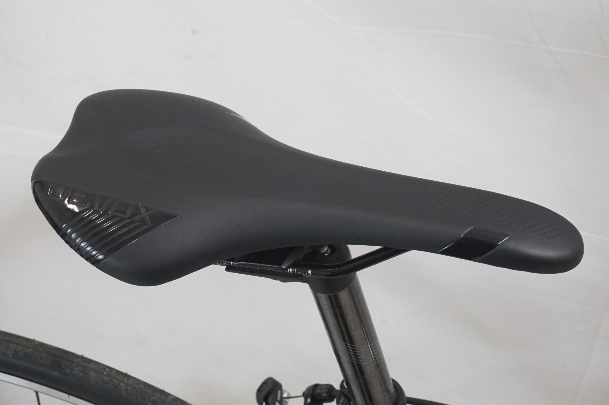 FELT 「フェルト」 FR30 2020年モデル ロードバイク / 福岡アイランドシティ店