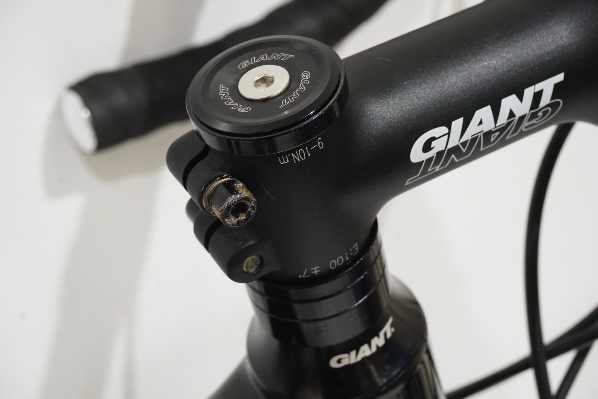 GIANT 「ジャイアント」 DEFY COMPOSITE3 2012年モデル ロードバイク / 浜松店