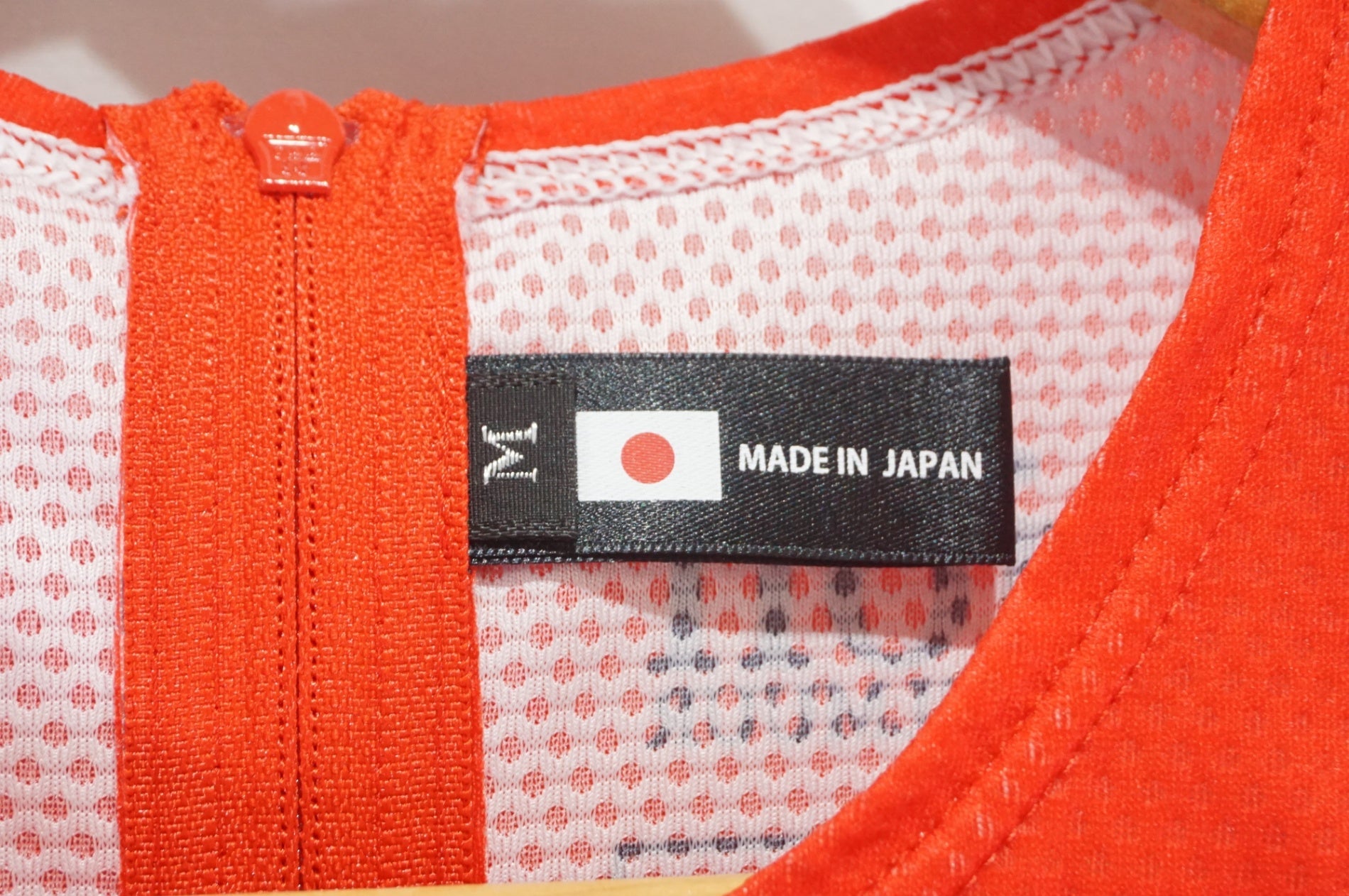 LION DE KAPELMUUR 「リオンドカペルミュール」 Mサイズ トライ ジャージ / AKIBA店