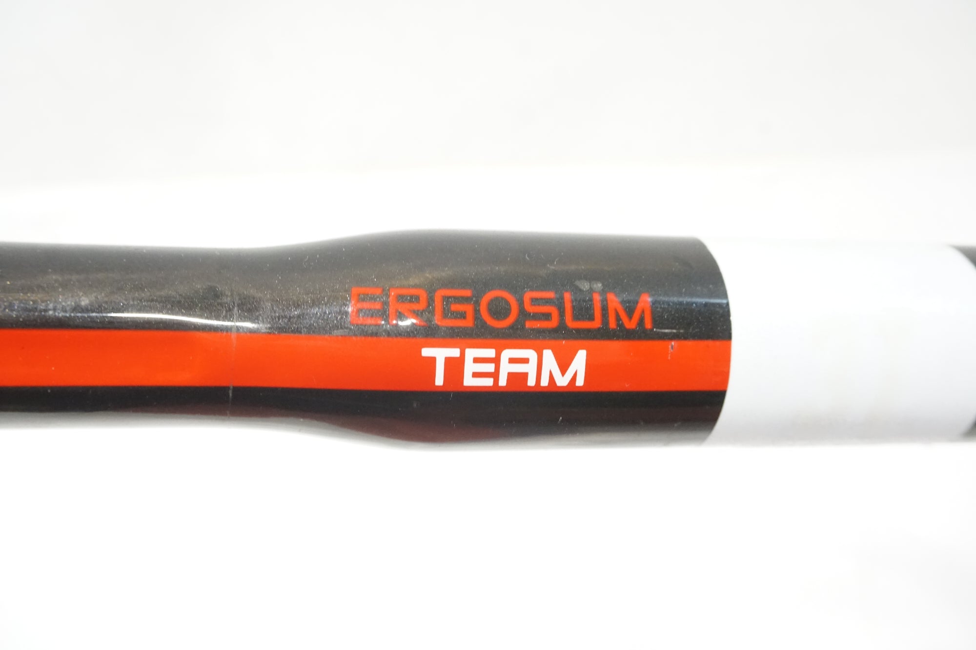 3T 「スリーティー」 ERGOSUM TEAM Φ31.8 420mm カーボン ドロップハンドル / 横浜戸塚店