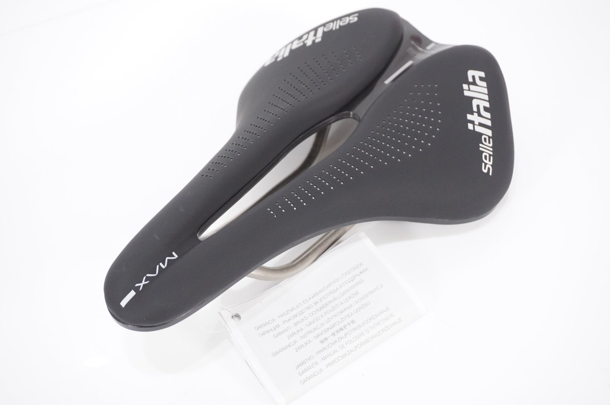 SELLE ITALIA 「セライタリア」 MAX NOVUS BOOST EVO Ti316 SUPERFLOW サドル / AKIBA店