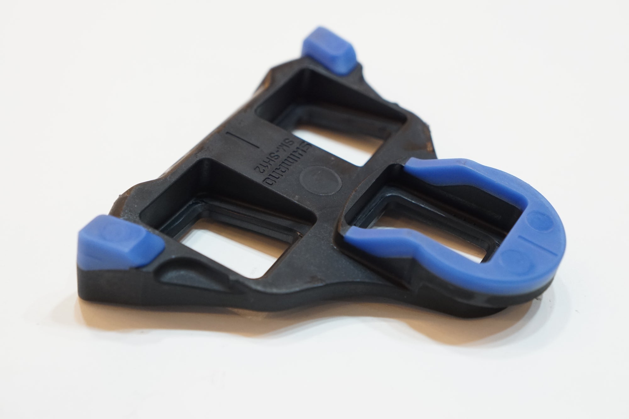 SHIMANO 「シマノ」 SM-SH12 クリート 青 / バイチャリ浦和ベース