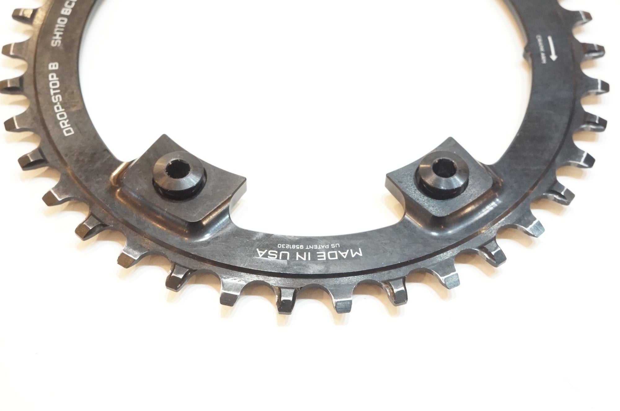 WOLF TOOTH 「ウルフトゥース」 38T BCD 110 チェーンリング / バイチャリ浦和ベース