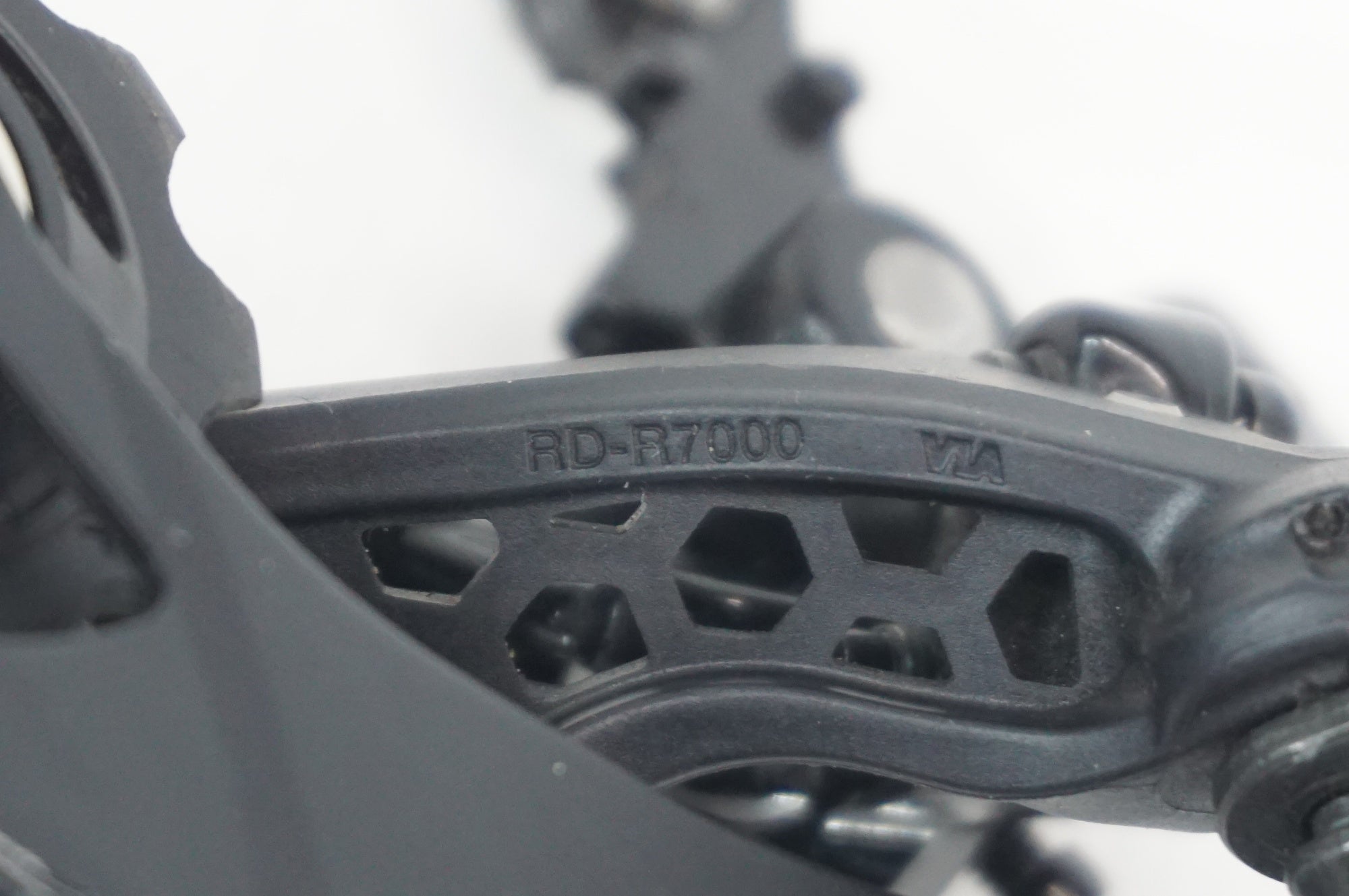 SHIMANO 「シマノ」 105 RD-R7000 GS リアディレイラー / 阪急塚口店