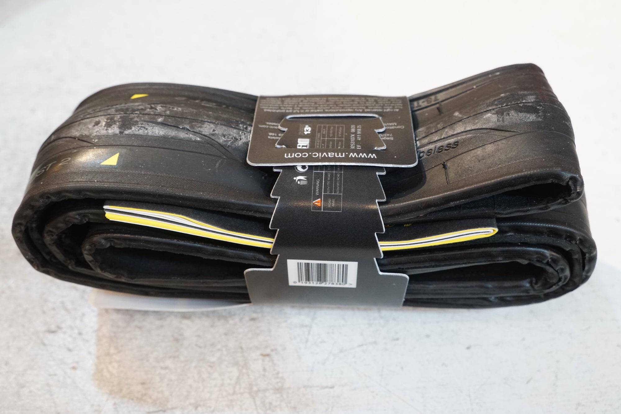 MAVIC 「マビック」 YKSION PRO UST 2 タイヤセット / バイチャリ浦和ベース