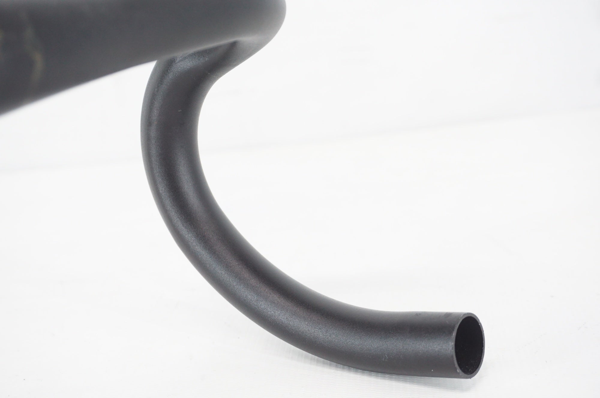 BONTRAGER 「ボントレガー」 VR Φ31.8 400mm ハンドル / 阪急塚口店