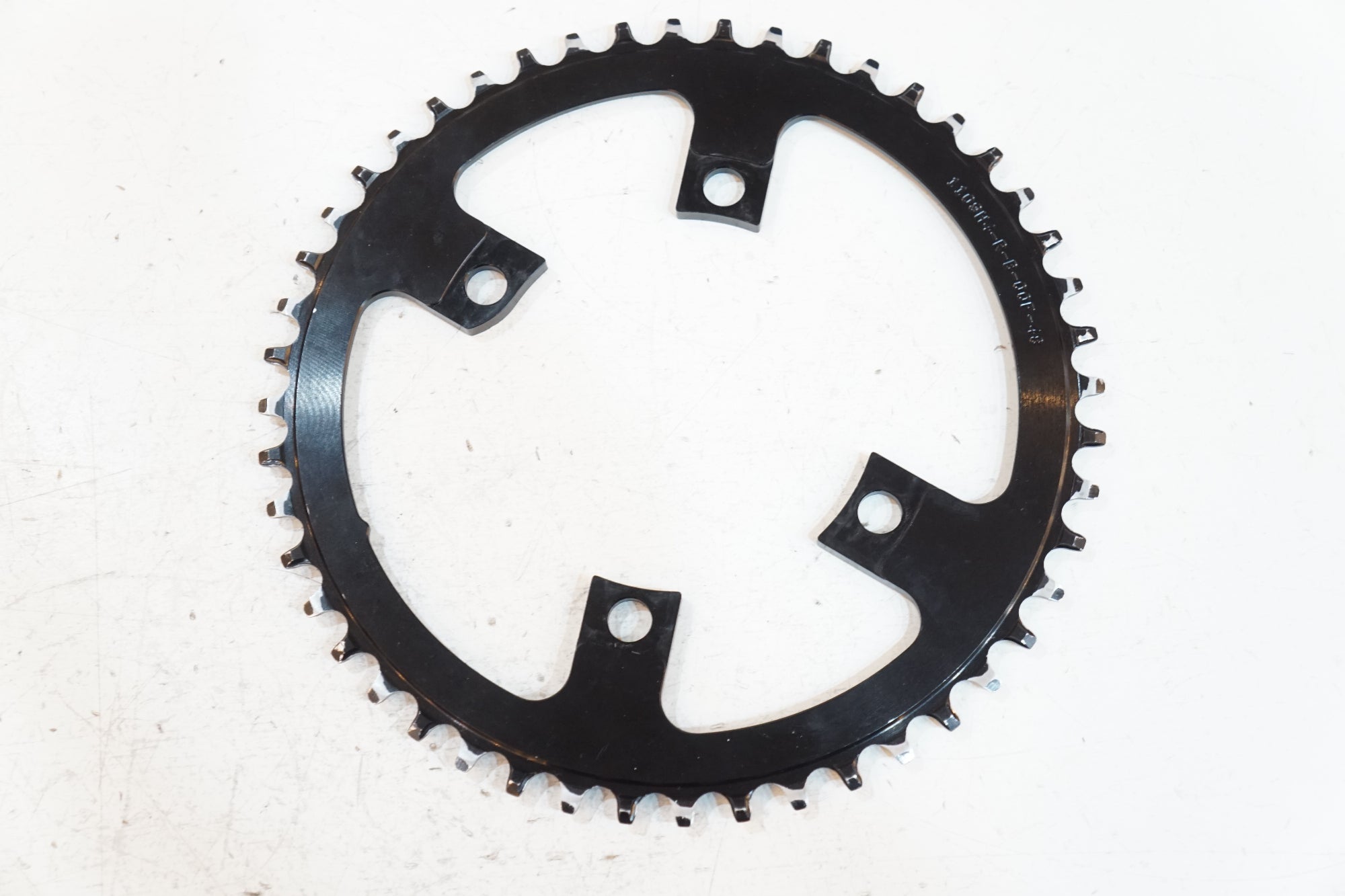 WOLF TOOTH 「ウルフ トゥース」 48T アウター チェーンリング / バイチャリ浦和ベース