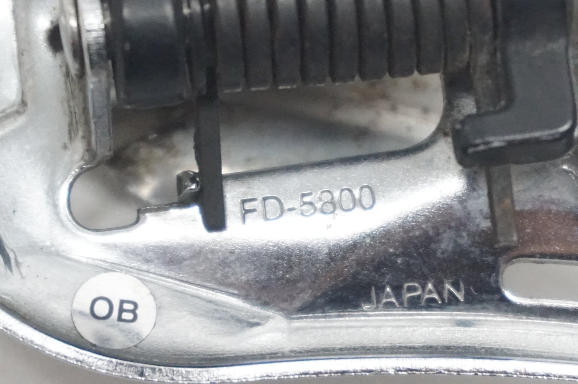 SHIMANO 「シマノ」 105 FD-5800 フロントディレイラー / 福岡店