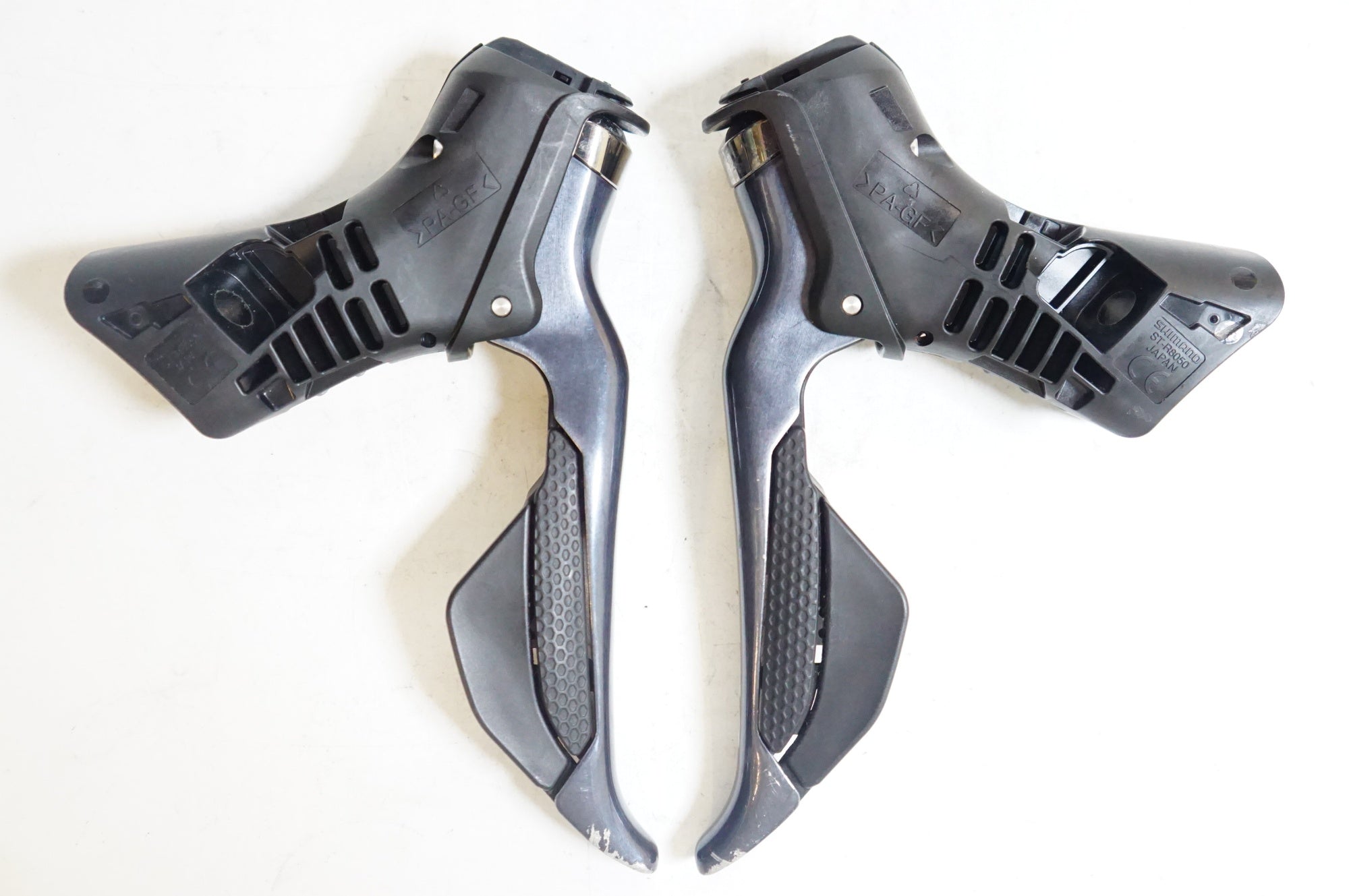 SHIMANO ST-R8050 デュアルコントロールレバー 左右セット 美品 SHIMANO 「シマノ」 ULTEGRA Di2 ST-R8050 デュアルコントロールレバー