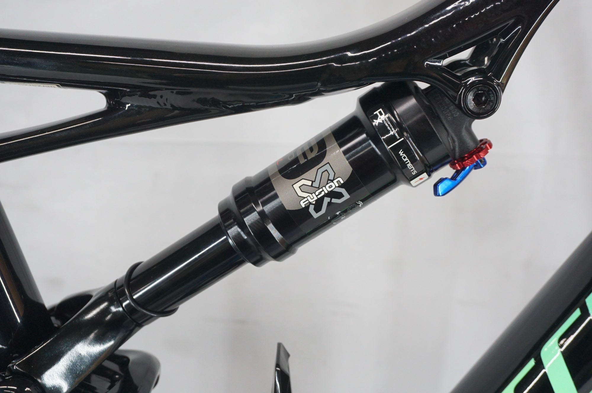 SPECIALIZED 「スペシャライズド」 CAMBER FSR WMN 27.5 2018年モデル マウンテンバイク / 阪急塚口店