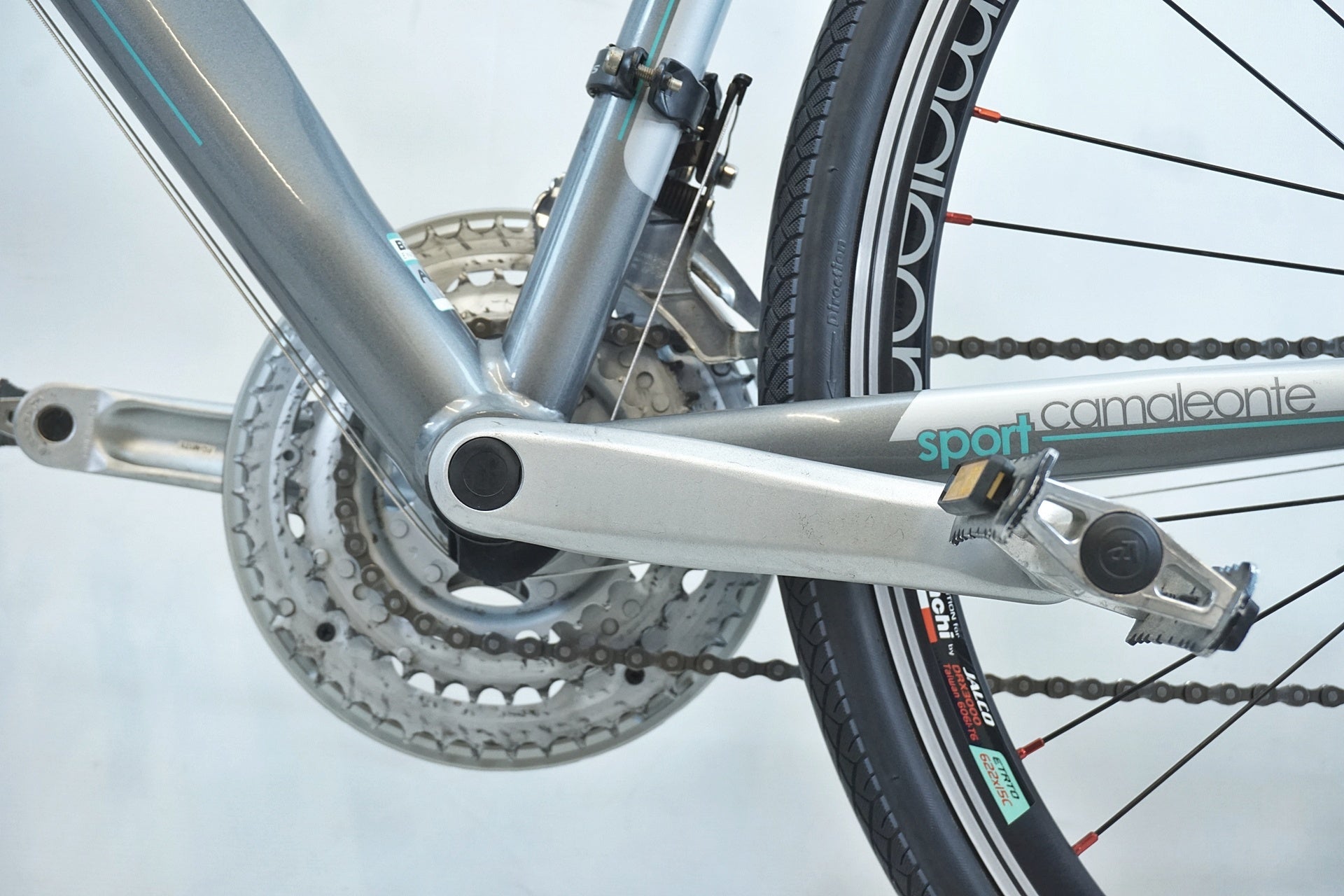 BIANCHI 「ビアンキ」 CAMALEONTE SPORT DUE 2013年モデル クロスバイク / 有明ガーデン店