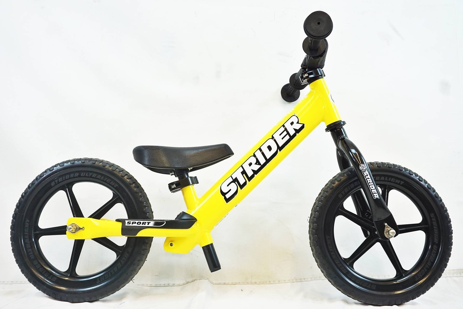 STRIDER 「ストライダー」 SPORT 12 2021年モデル 12インチ キッズバイク / 有明ガーデン店