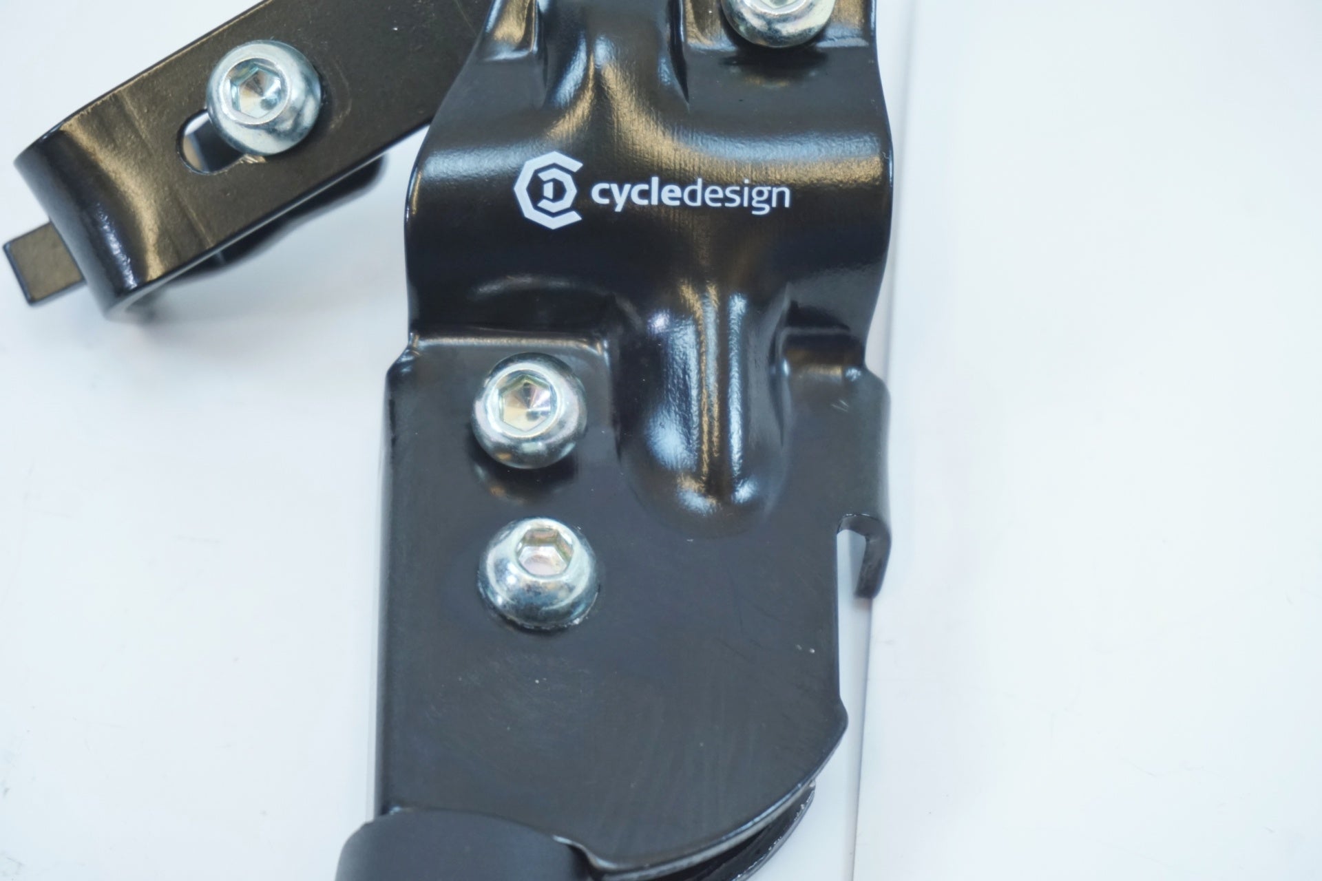 ノーブランド キックスタンド / 有明ガーデン店