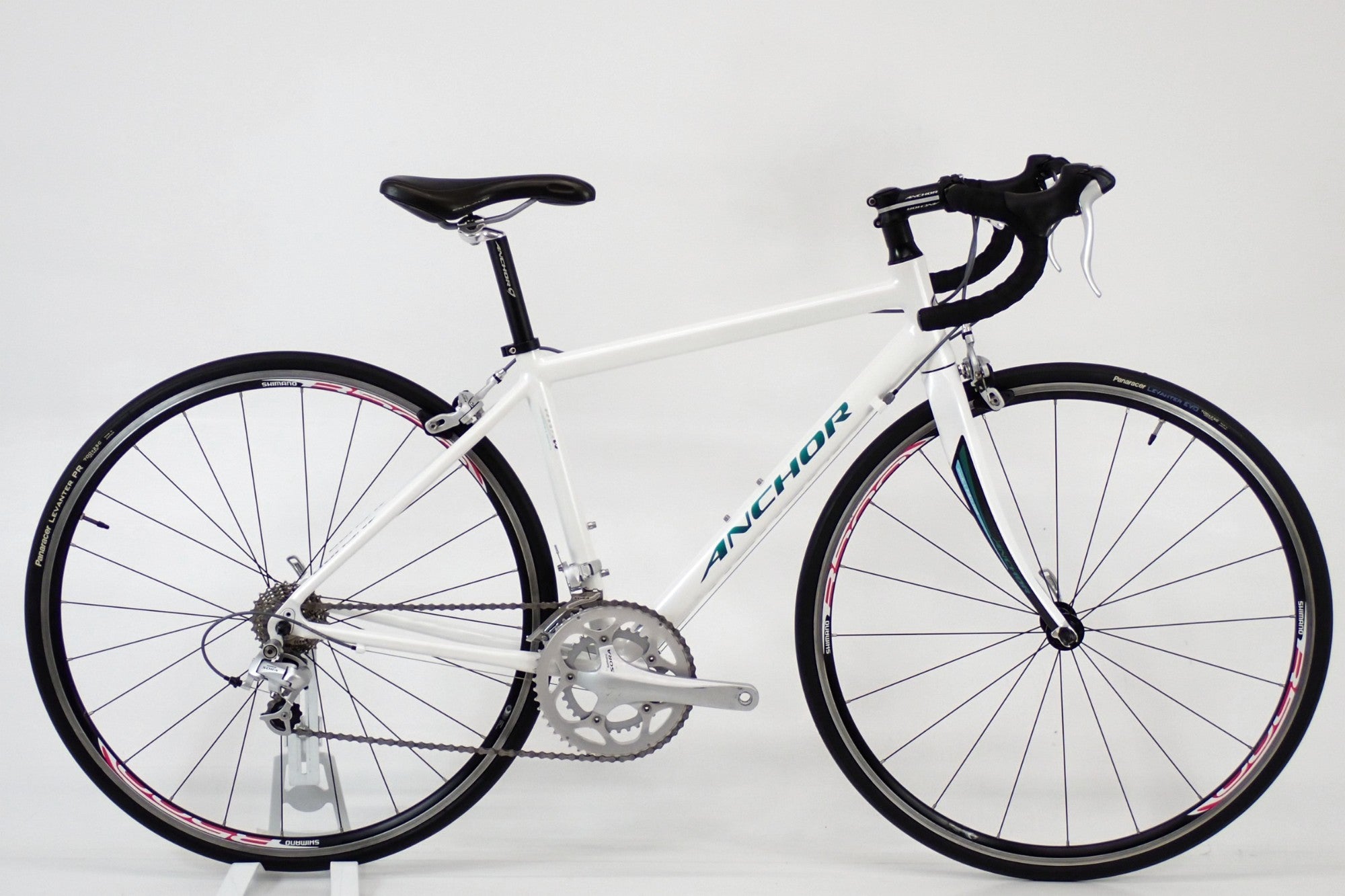 自転車　本体　アンカー　ロードバイク　競輪　ホワイト　ブラック ANCHOR 「アンカー」 RA5W 2010年頃 ロードバイク / 伊勢崎店