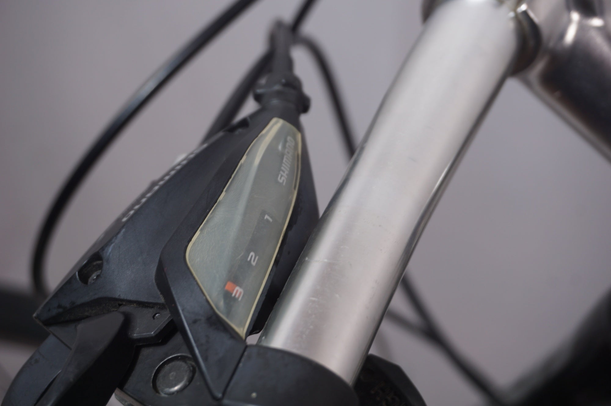 GIANT 「ジャイアント」 ESCAPE R3 2023年モデル クロスバイク / 世田谷店