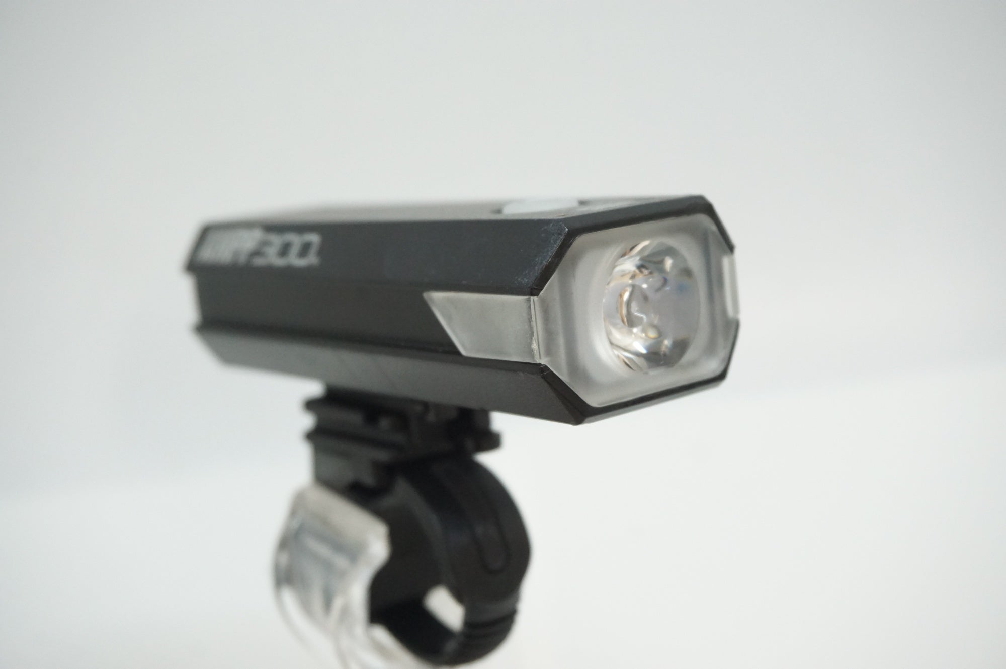 【新品・半額・訳あり】★AMPP1100★キャットアイ★フロントライト★ Amazon | アンプ1100 AMPP1100 HL-EL1100RC フロントライト