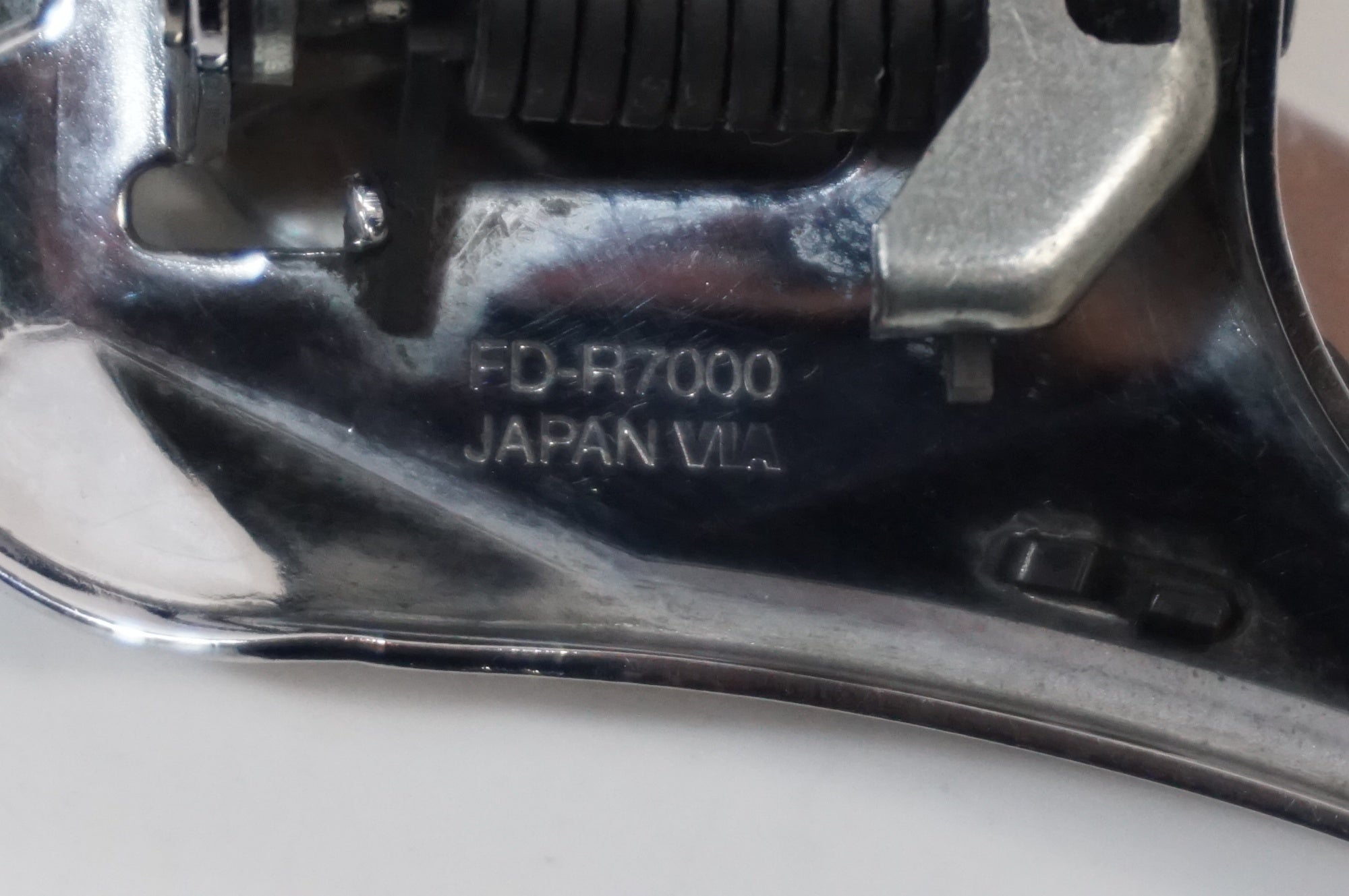SHIMANO 「シマノ」 105 FD-R7000 フロントディレイラー / 世田谷店