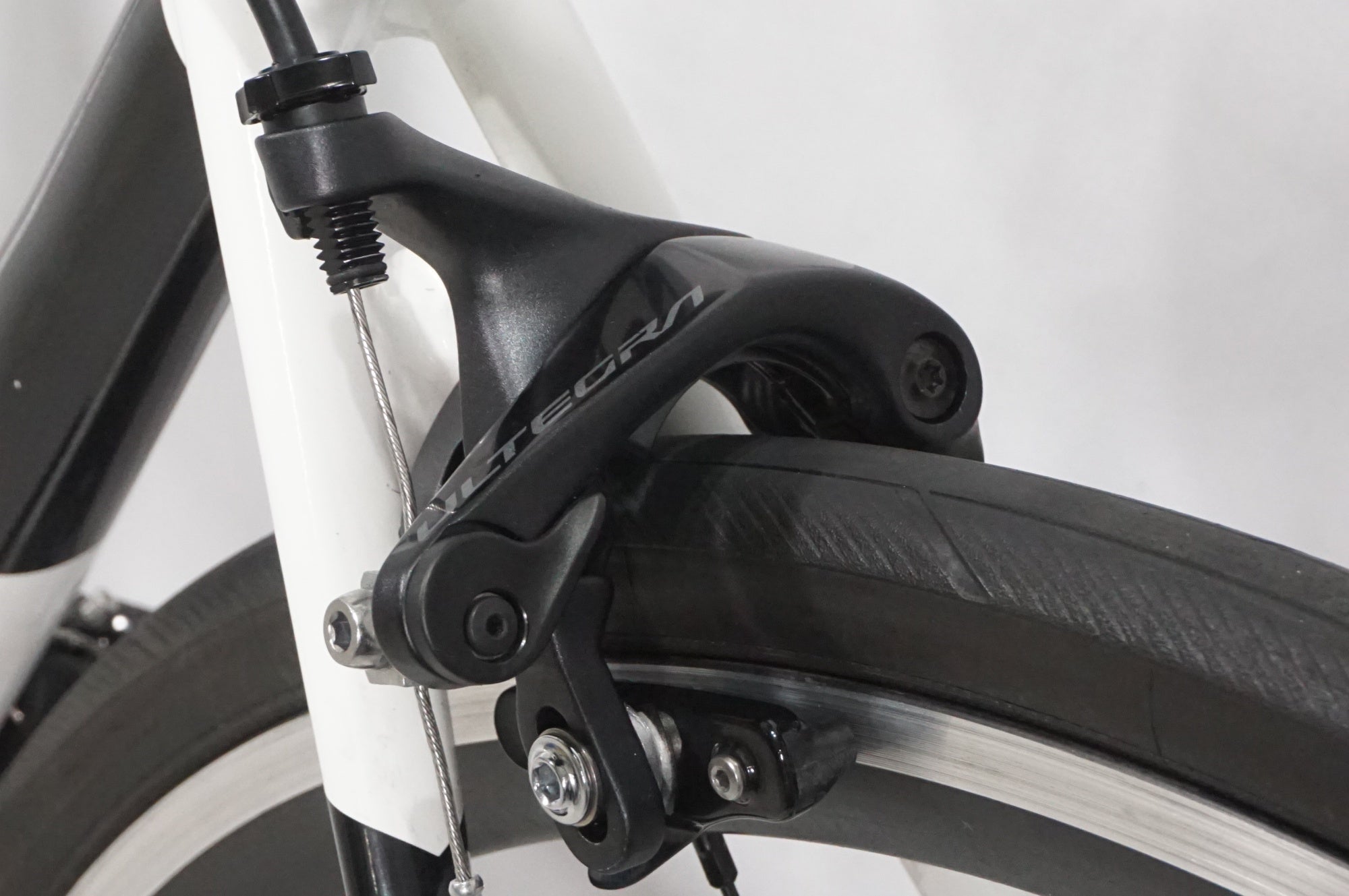 FELT 「フェルト」 FR30 2020年モデル ロードバイク / AKIBA店