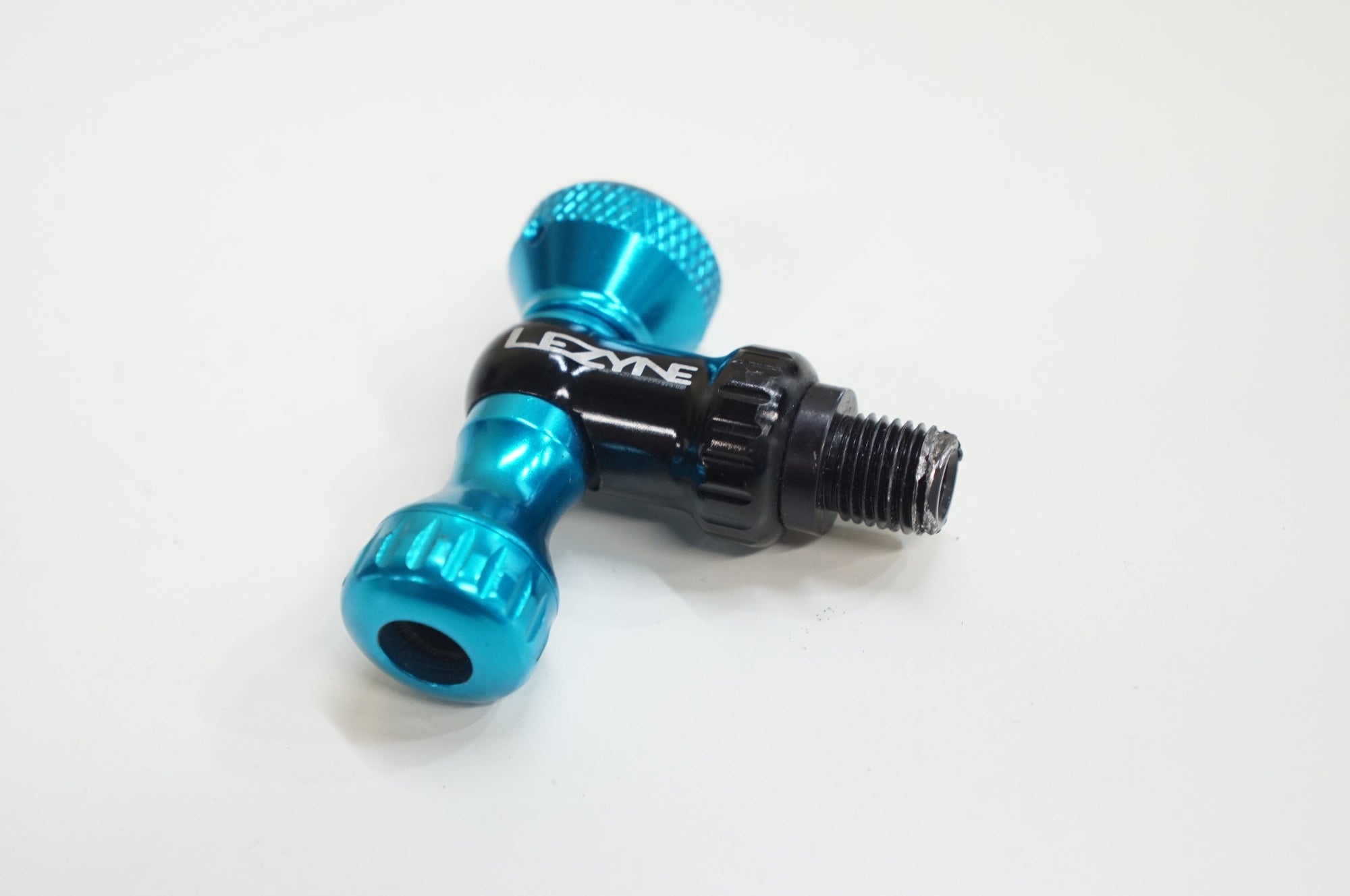 LEZYNE 「レザイン」 CONTROL DRIVE 16G インフレーター / 大宮店