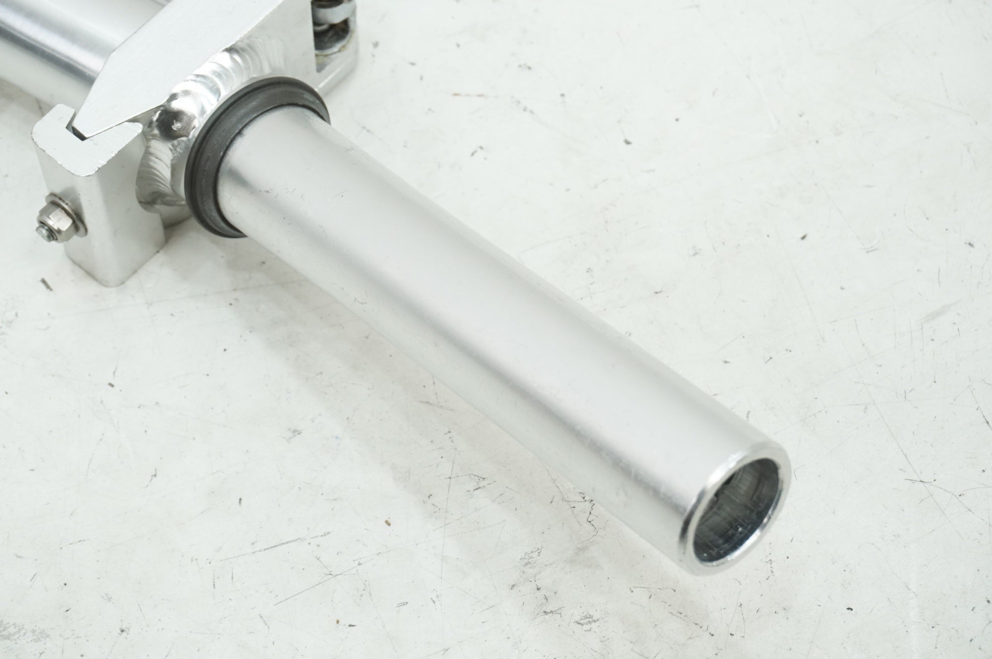 R&M 「リーズアンドミューラー」 BD-1 φ25.4 ハンドルステム / 大宮店