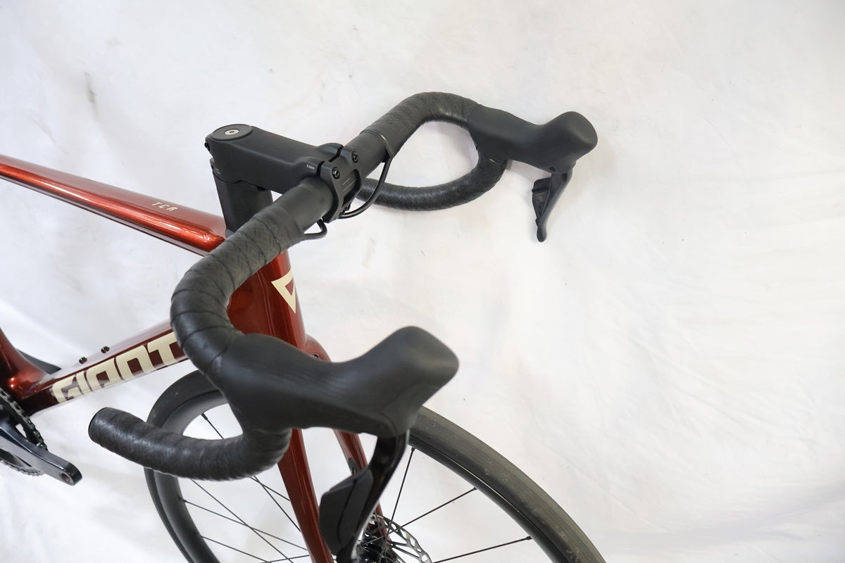 GIANT 「ジャイアント」 TCR ADVANCED 1 KOM 2026年モデル ロードバイク / 高知店