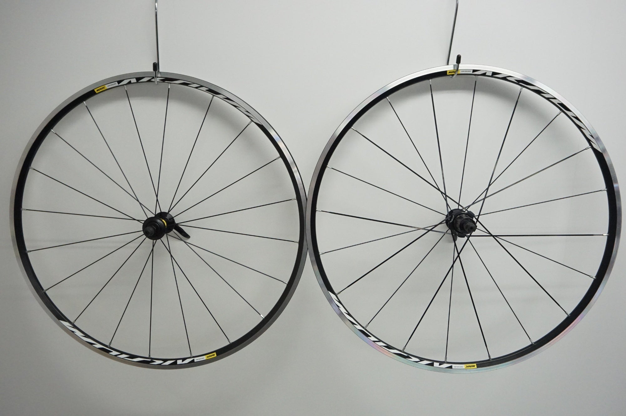 MAVIC 「マヴィック」 AKSIUM シマノ11速 ホイールセット / 福岡店