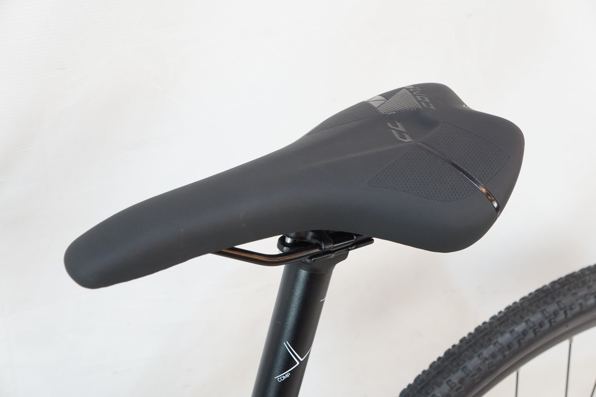 MERIDA 「メリダ」 SILEX 100 2024年モデル グラベルロード / バイチャリ浦和ベース