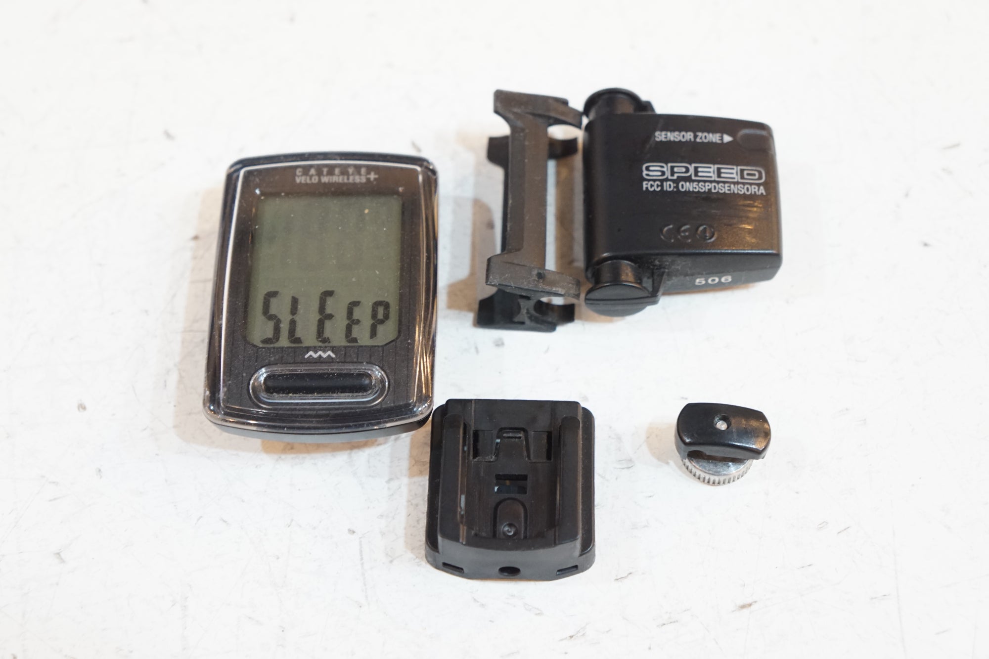 CATEYE 「キャットアイ」 CC-VT235W サイクルコンピューター / バイチャリ浦和ベース